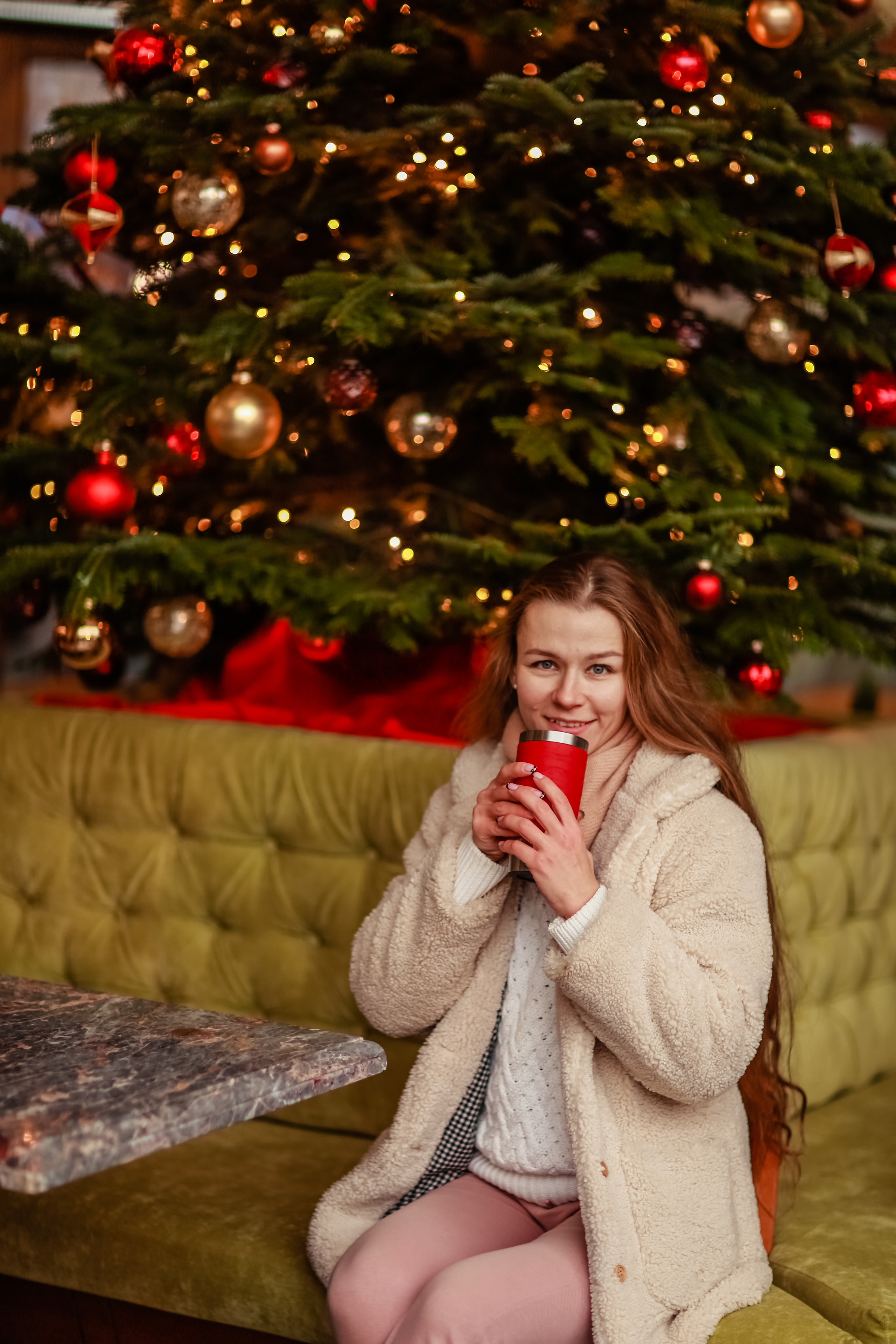 Новогодняя фотопрогулка у ГУМа с Любой. Фотограф в Москве. Контент для блога. В портфолио и просто на память