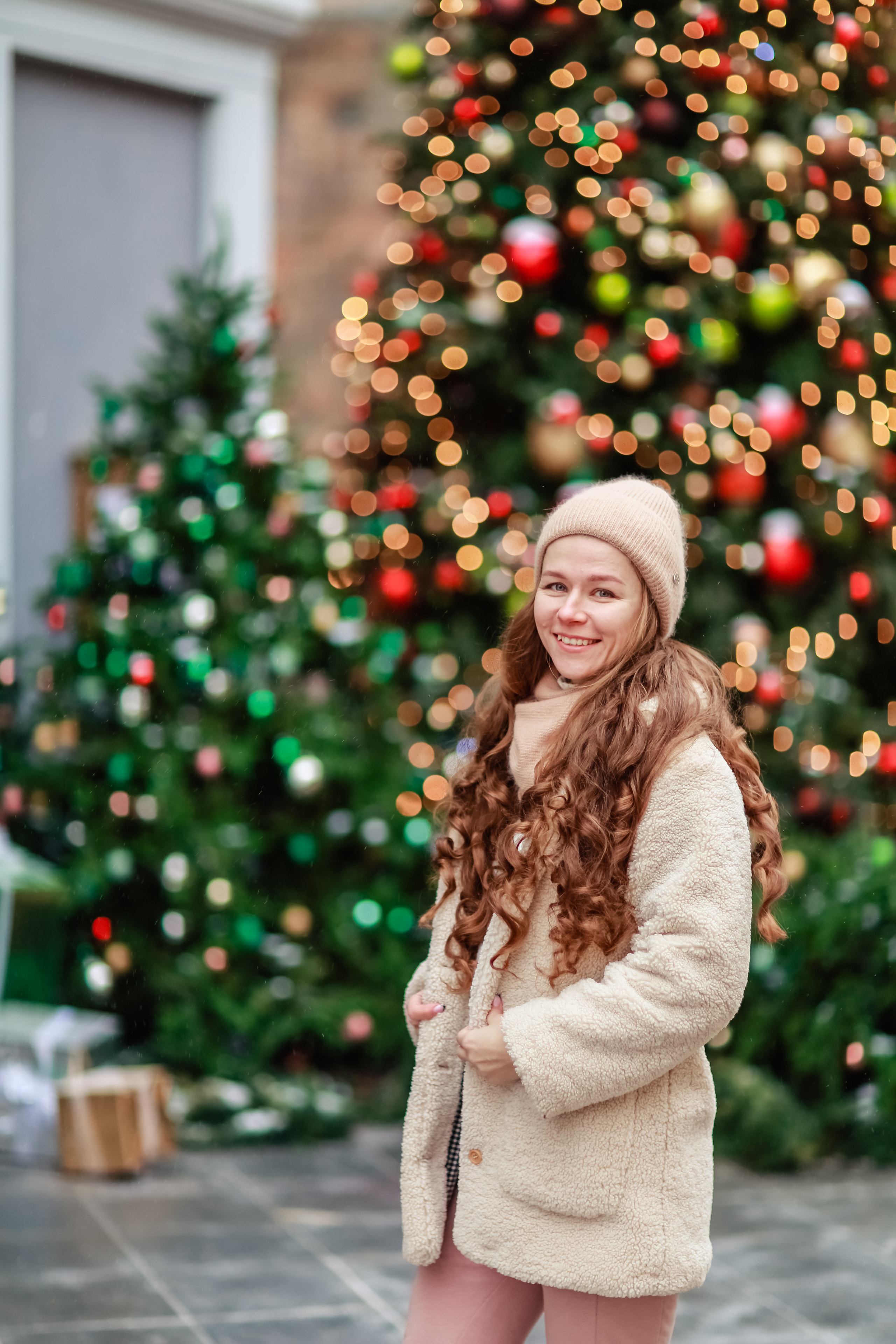 Новогодняя фотопрогулка у ГУМа с Любой. Фотограф в Москве. Контент для блога. В портфолио и просто на память