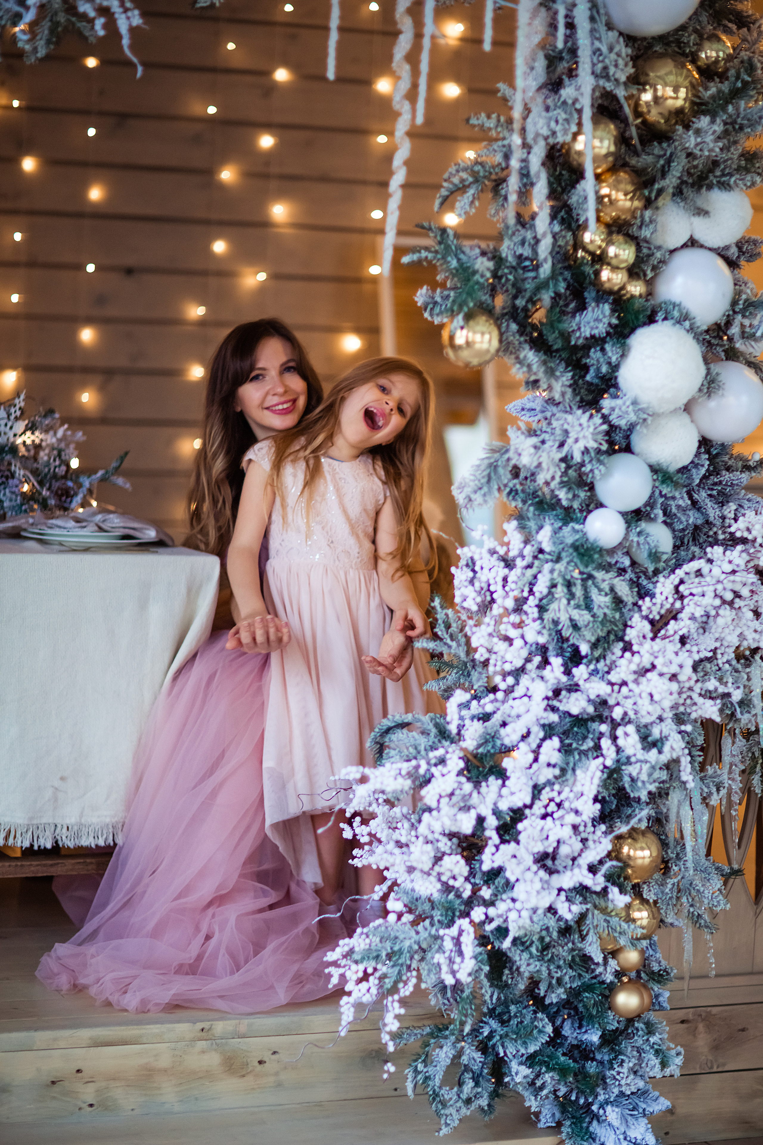 Новогодняя съёмка Натальи и Доминики. Фотограф в Москве. Контент для блога. В портфолио и просто на память