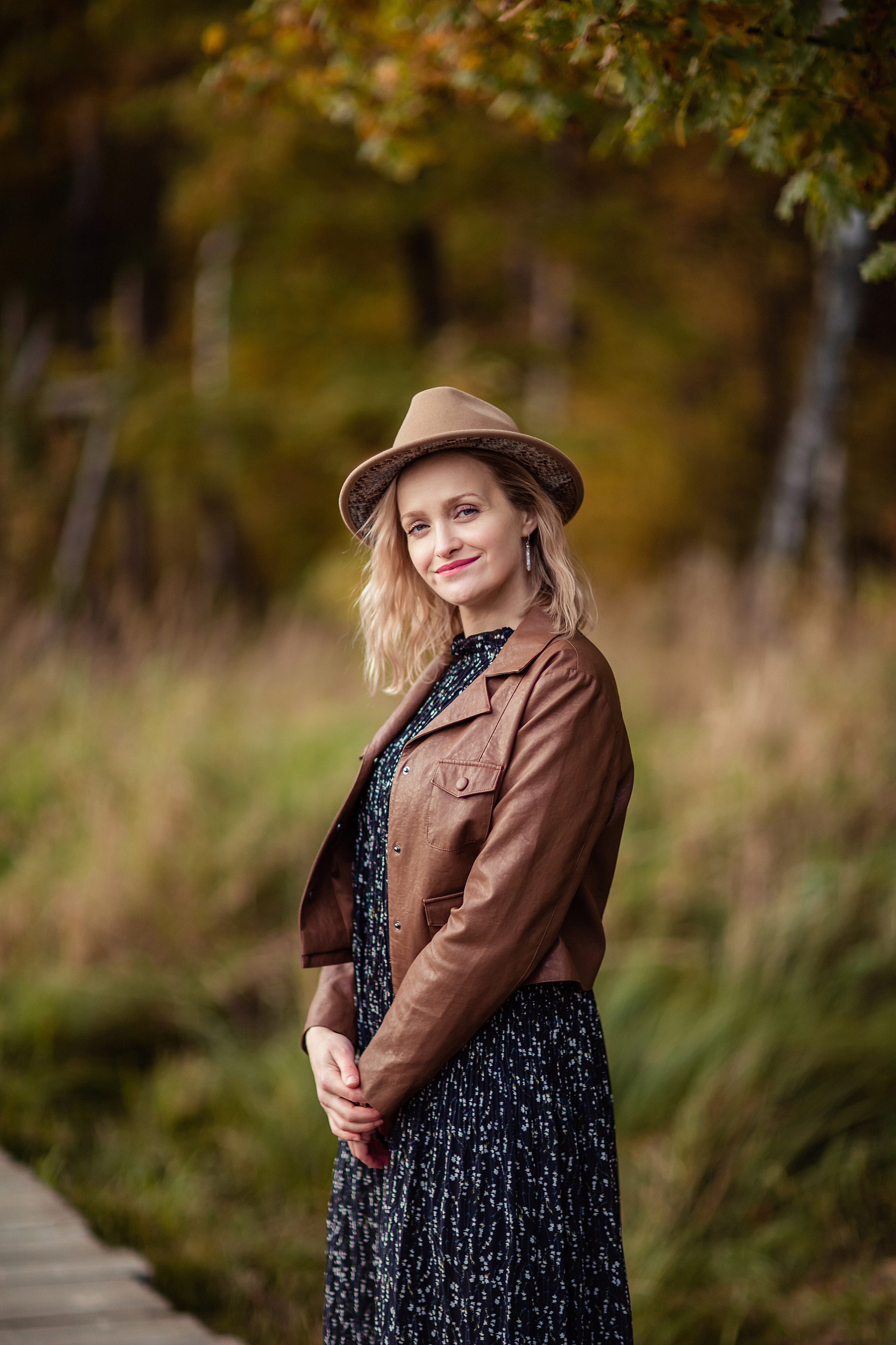 Осенняя фотопрогулка для Ани и Вики. Фотограф в Москве. Контент для блога. В портфолио и просто на память