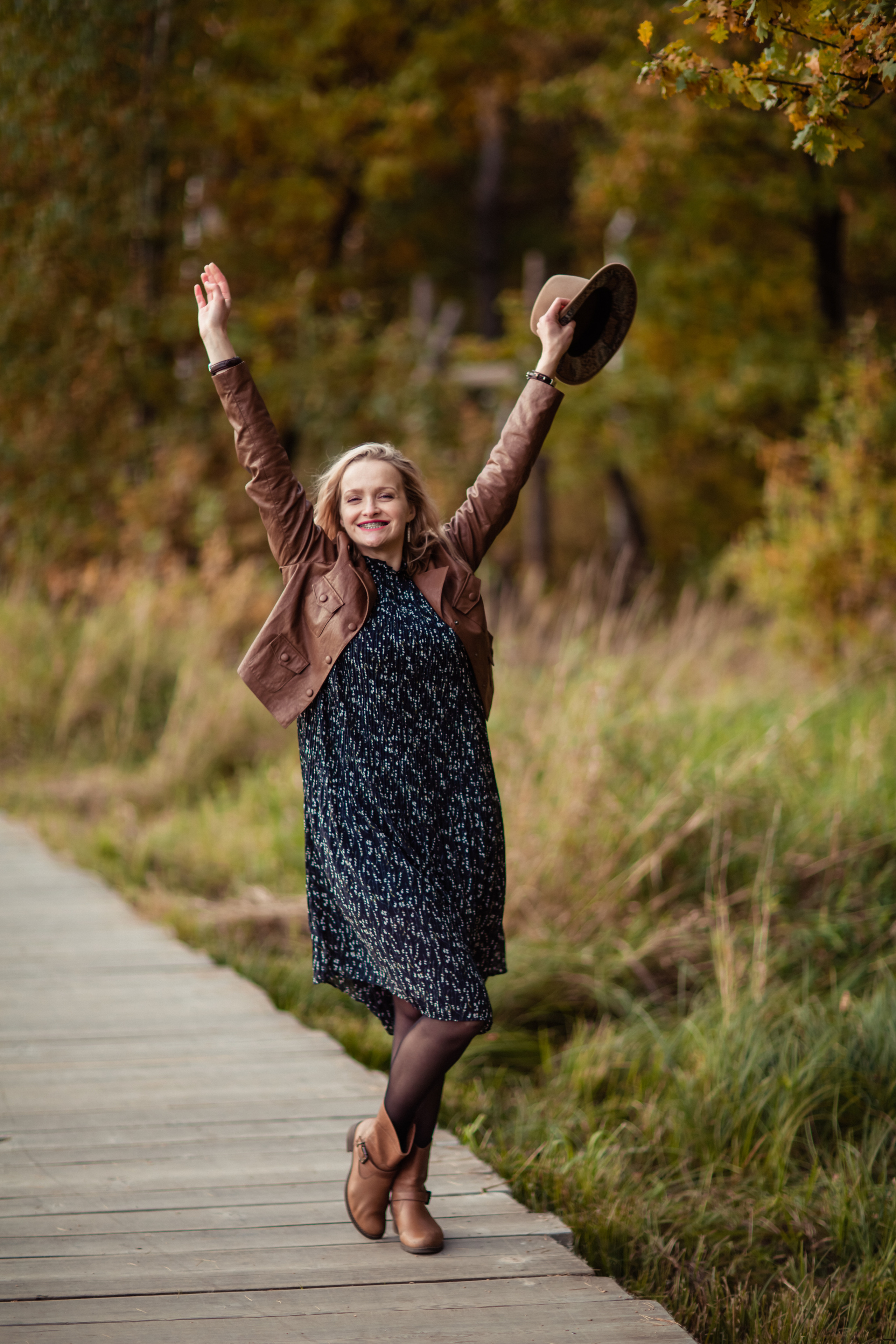 Осенняя фотопрогулка для Ани и Вики. Фотограф в Москве. Контент для блога. В портфолио и просто на память