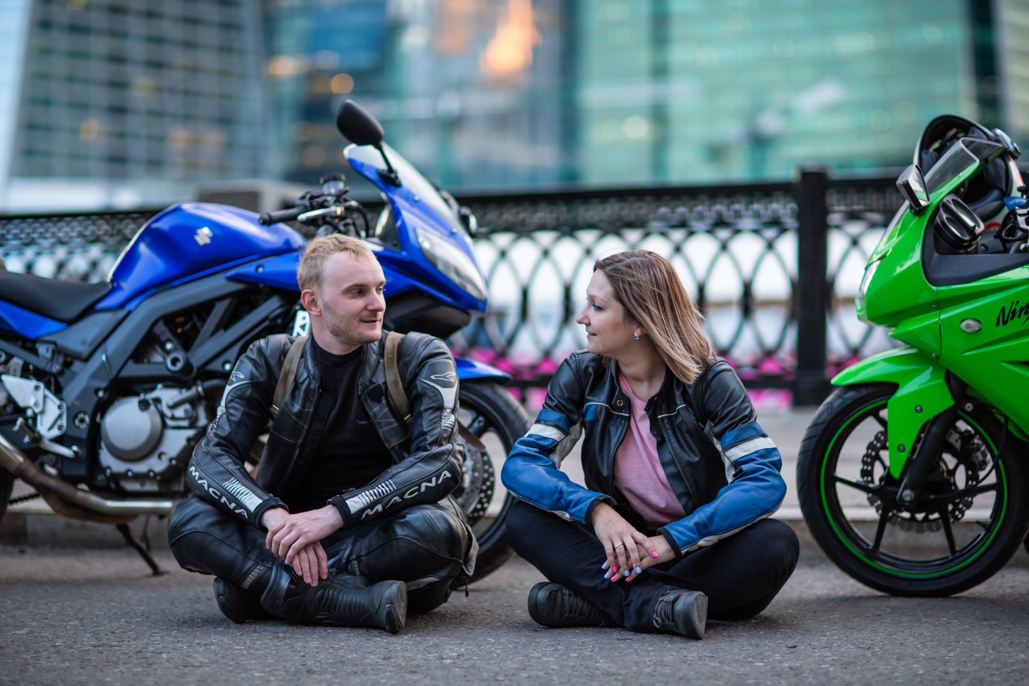 Фотосессия на байках в Москва Сити. Фотограф в Москве. Контент для блога. В портфолио и просто на память