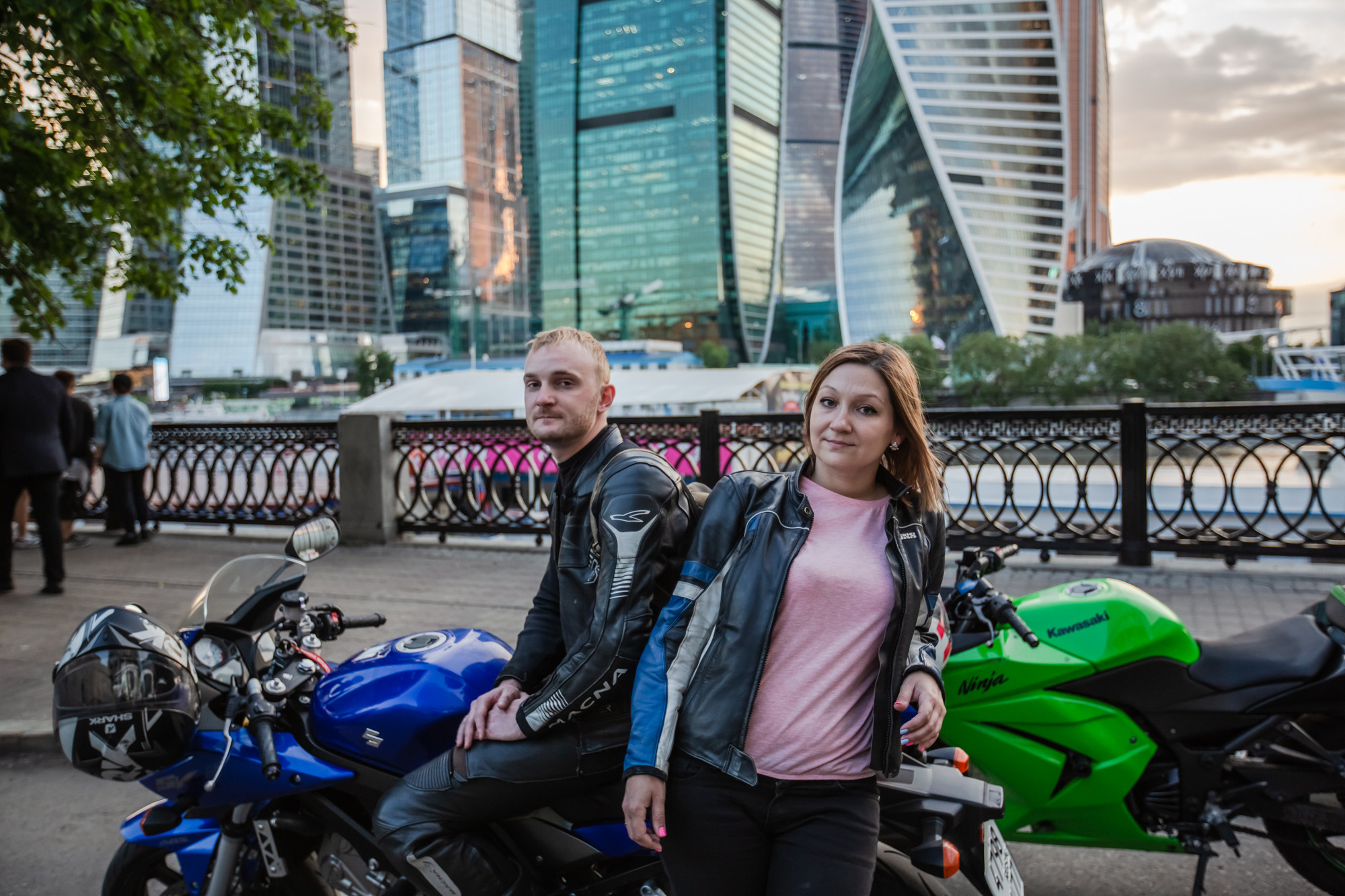 Фотосессия на байках в Москва Сити. Фотограф в Москве. Контент для блога. В портфолио и просто на память