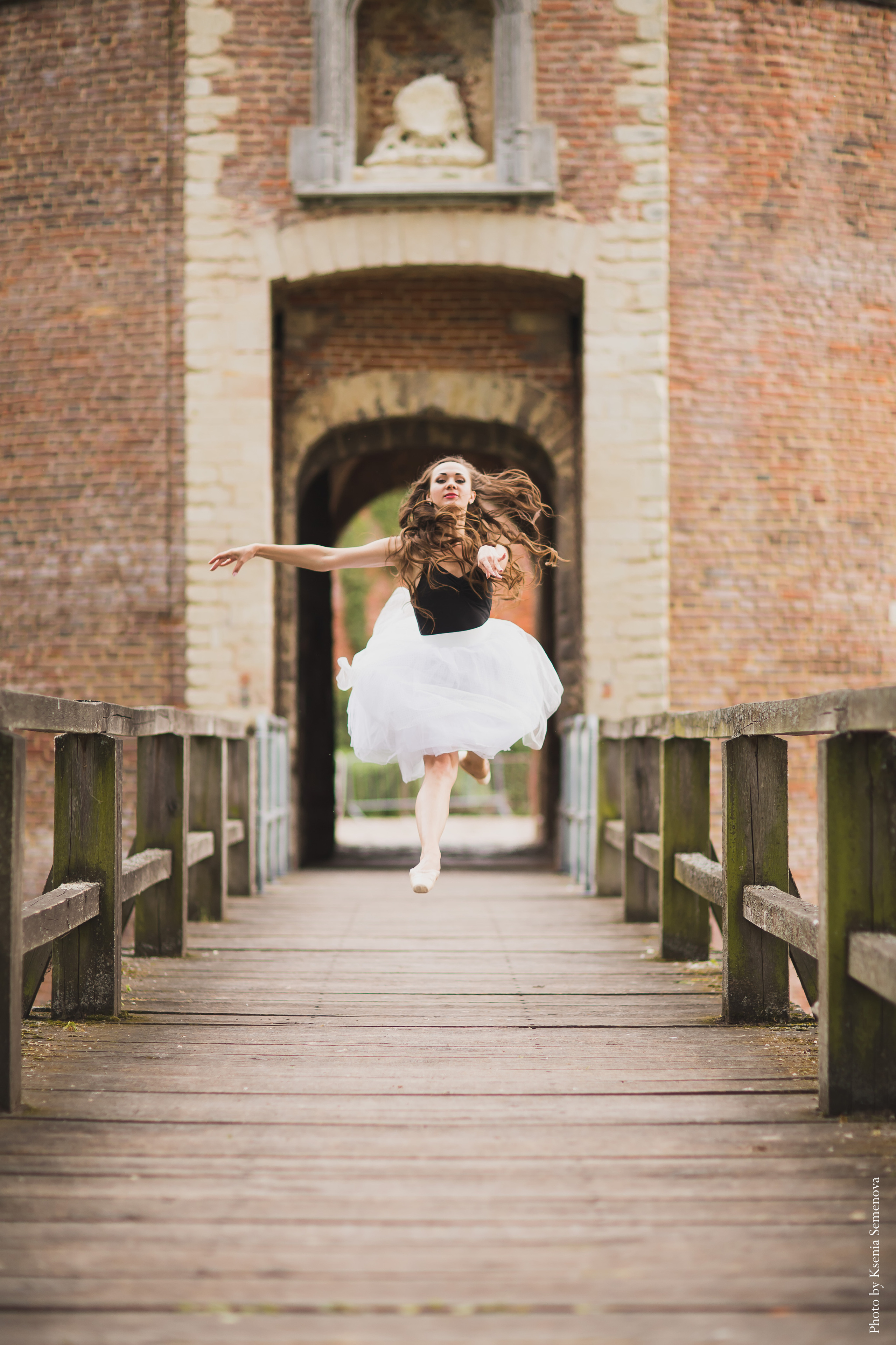 Тематическая съёмка в Европе, тематическая фотосессия для балерины. Фотограф в Москве. Контент для блога. В портфолио и просто на память