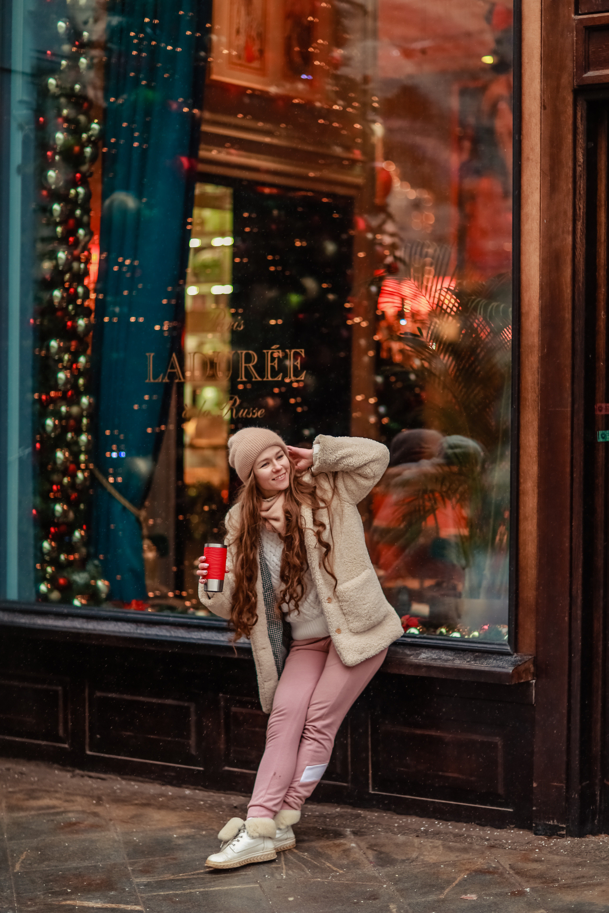 Новогодняя фотопрогулка у ГУМа с Любой. Фотограф в Москве. Контент для блога. В портфолио и просто на память