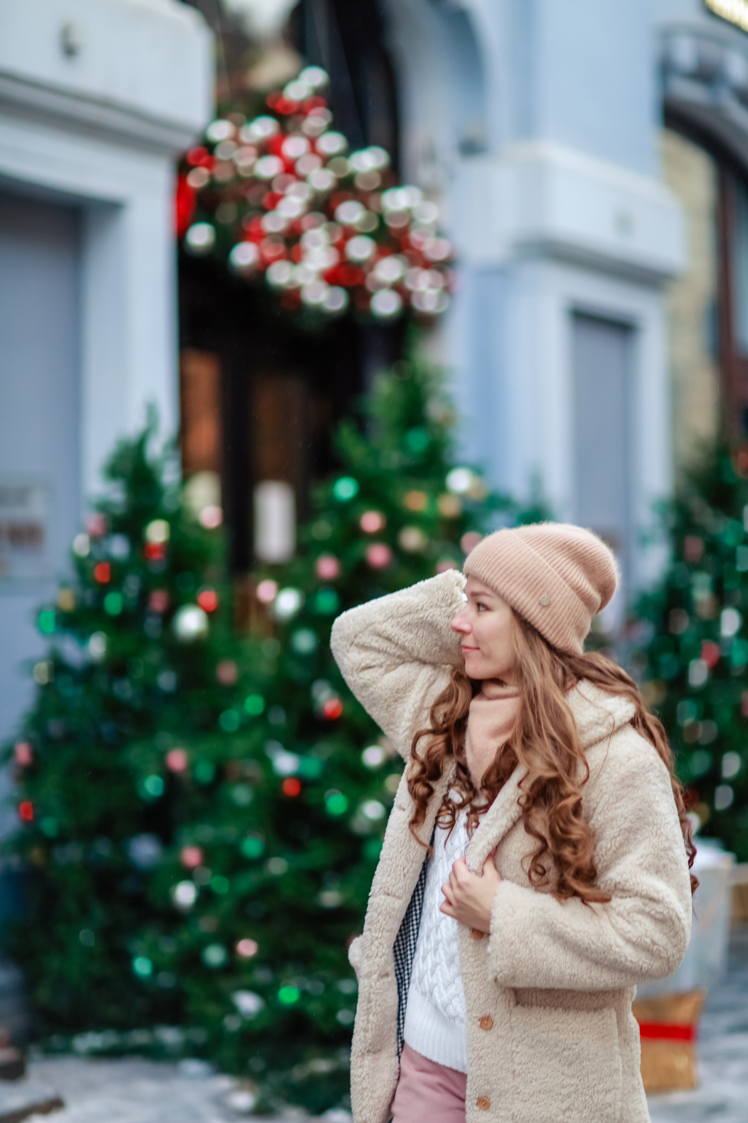 Новогодняя фотопрогулка у ГУМа с Любой. Фотограф в Москве. Контент для блога. В портфолио и просто на память