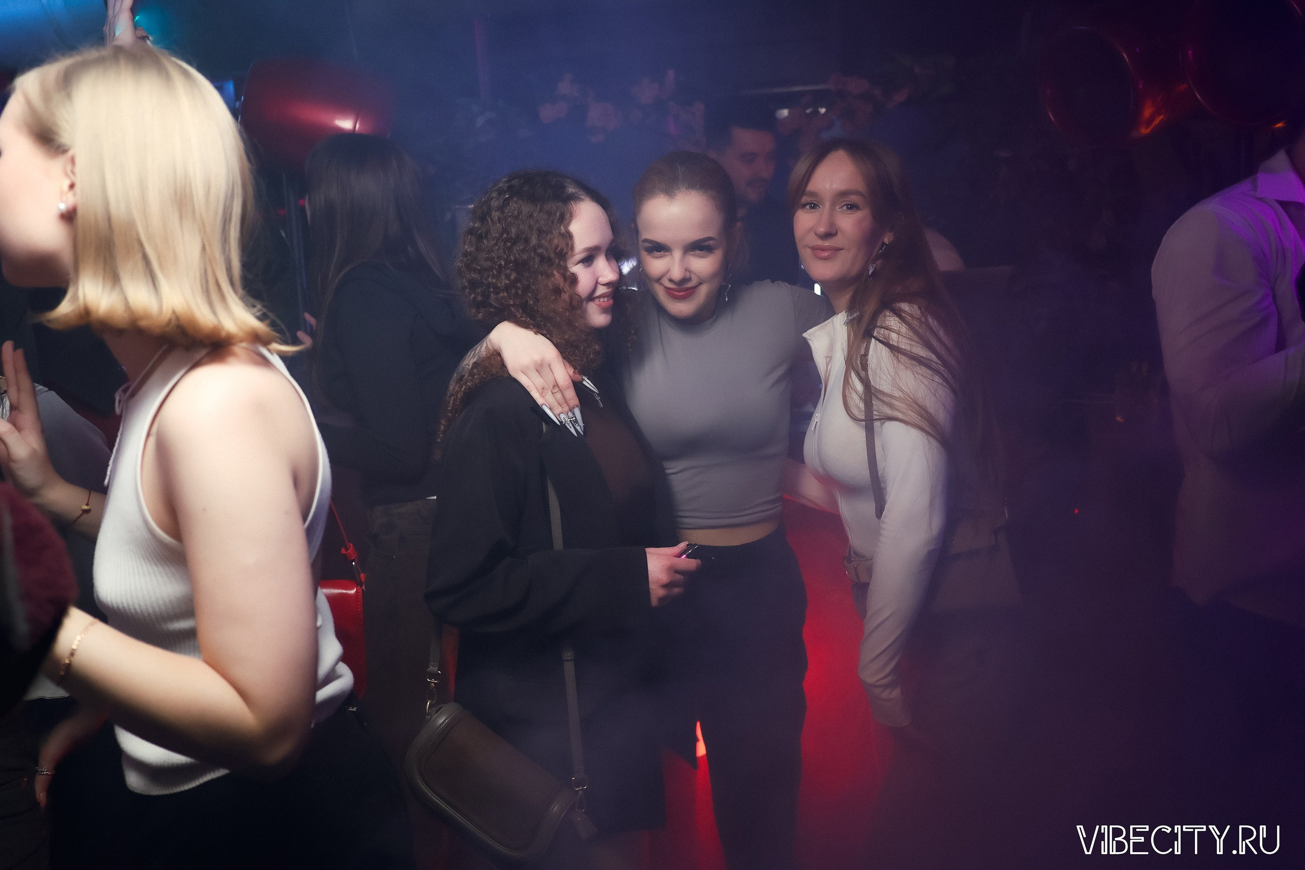 DOUBLE U. VIBECITY.RU Вайб Сити Ру Фоторепортажи Фотоотчеты Калининград