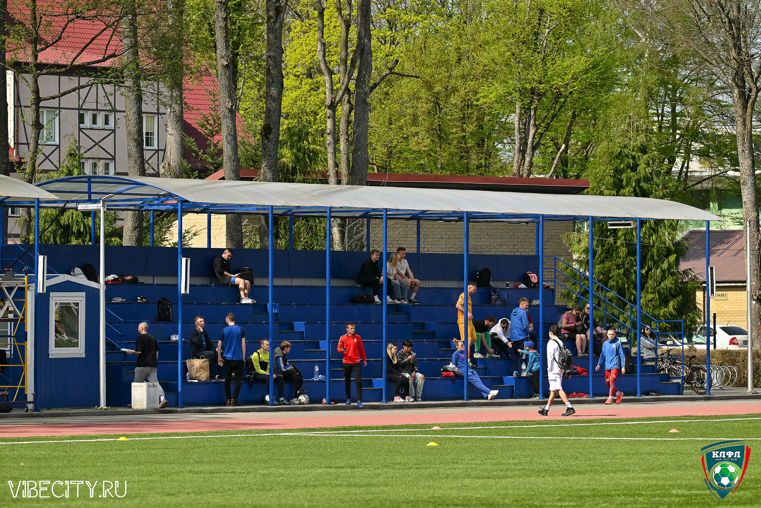 XX ЧЕМПИОНАТ КАЛИНИНГРАДСКОЙ ЛФЛ КАНЦМАРКЕТ39 сезона 2024–2025 гг. VIBECITY.RU Вайб Сити Ру Фоторепортажи Фотоотчеты Калининград