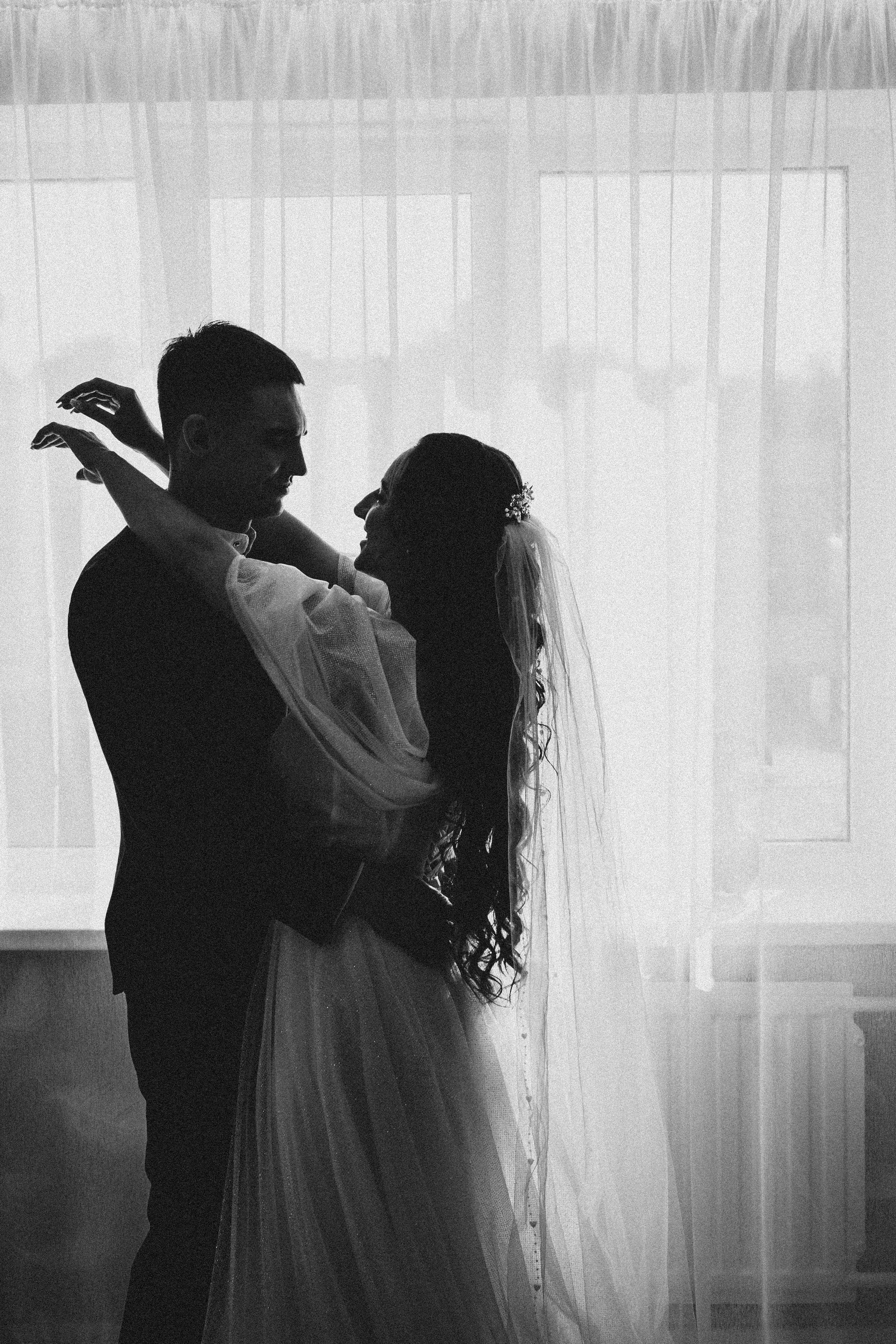 СВАДЕБНАЯ СЬЕМК В ПАРКЕ 300-ЛЕТИЯ. Профессиональный фотограф, Санкт-Петербург — Виктория Богомолова