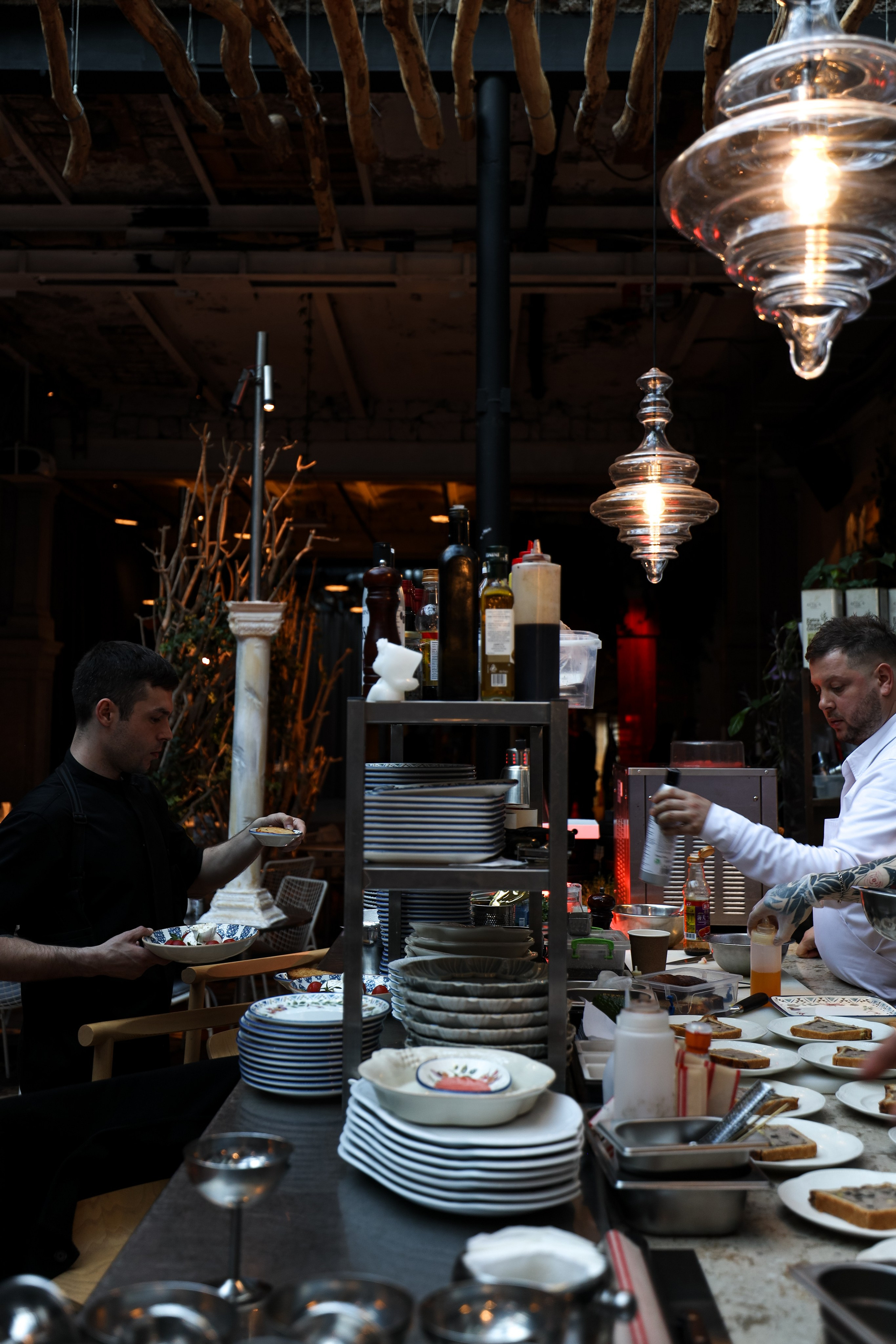 Gastrodvor «Диалог с Чеховым». Дженбаз Павел — фотограф в Ялте