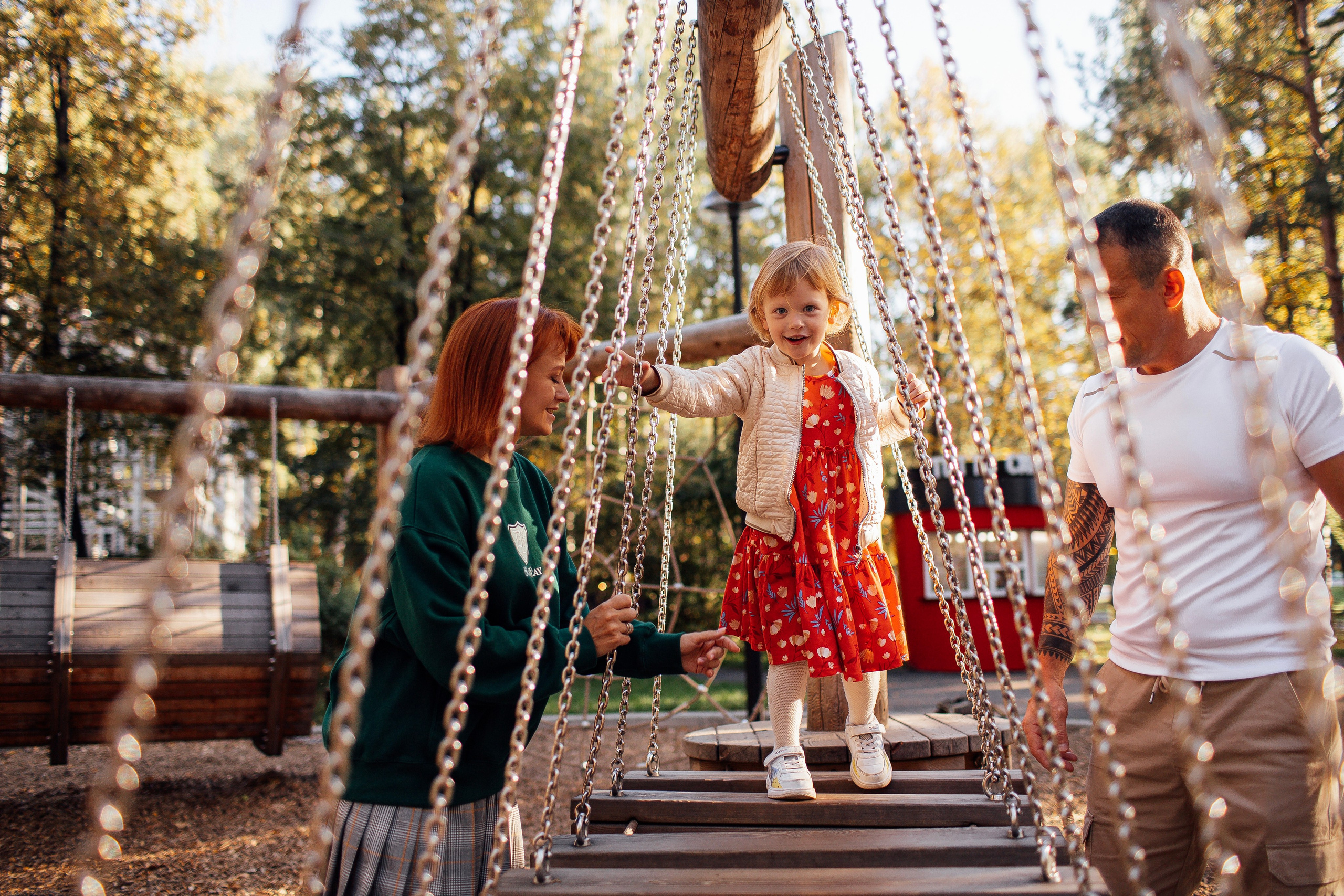 Саша Наташа и Анжелика. Семейная съемка — это красивый способ признаться своей семье в любви