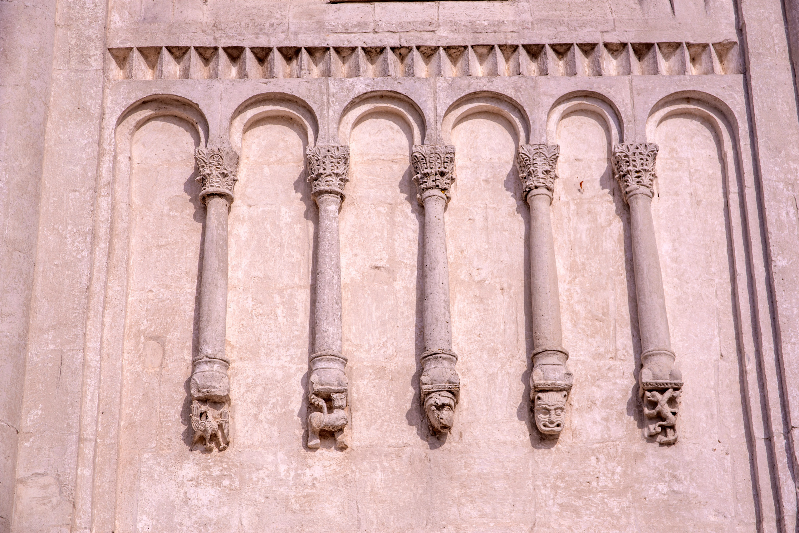 Церковь Рокрова-на-Нерли. 18 сентября 2025. Игорь Жучков. Россия увиденная глазами путешествующего фотографа