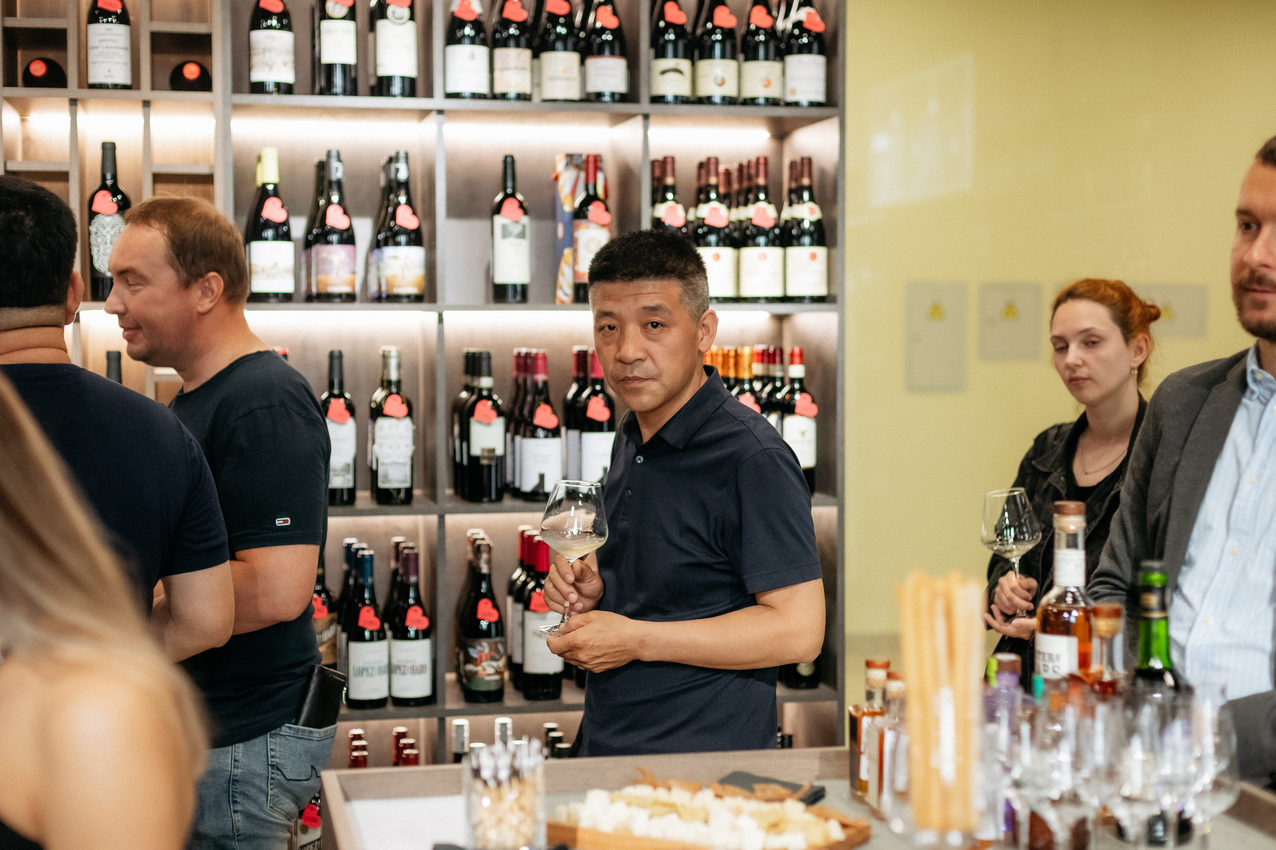 BY SIMPLE ВИНОТЕКА — ОТКРЫТИЕ. СВОИ. ФОТООТЧЕТЫ-СОБЫТИЯ-МЕСТА