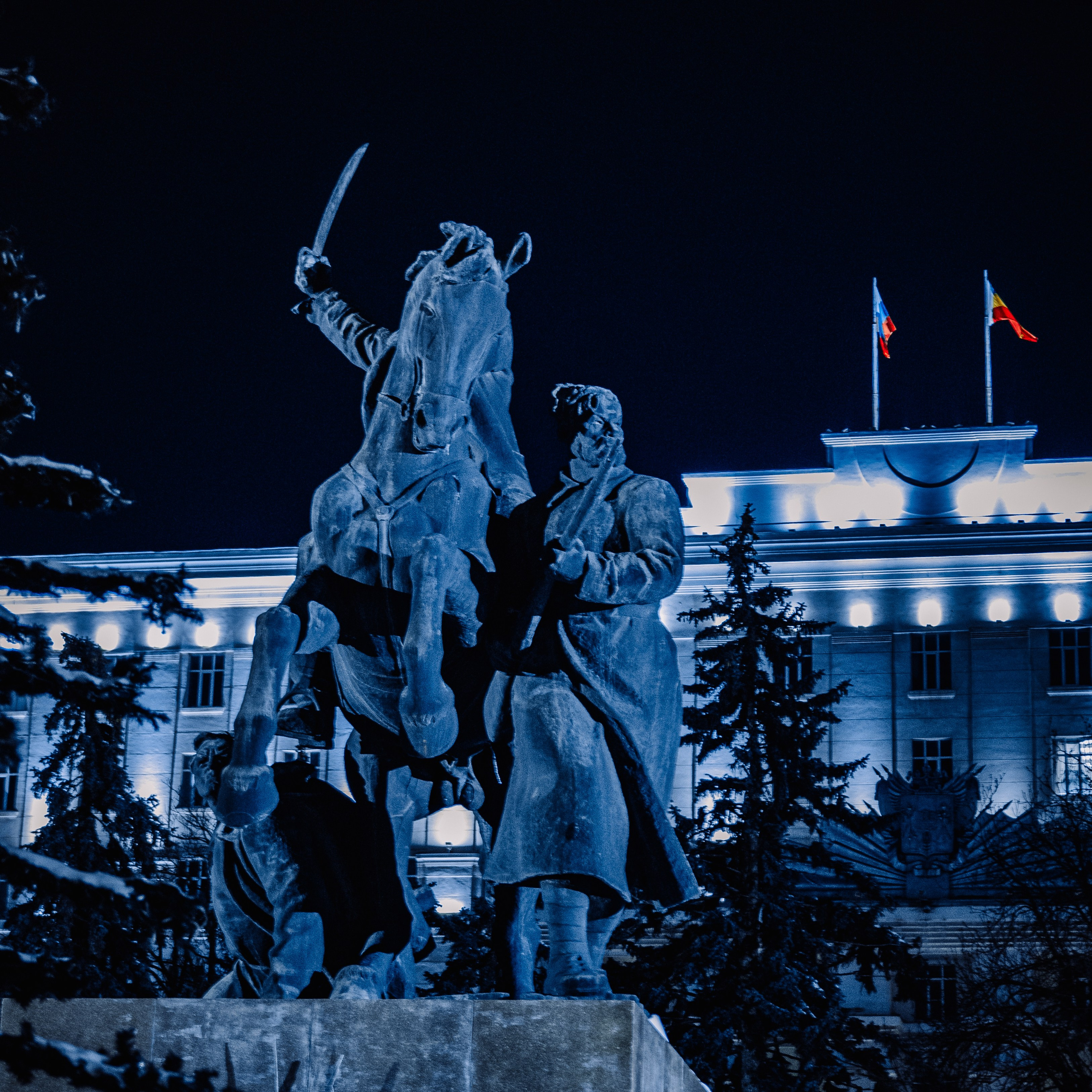 АРХИТЕКТУРА И ГОРОД. Фотограф. Пейзажи, макро, портреты. Город Енакиево, без границ в съёмке