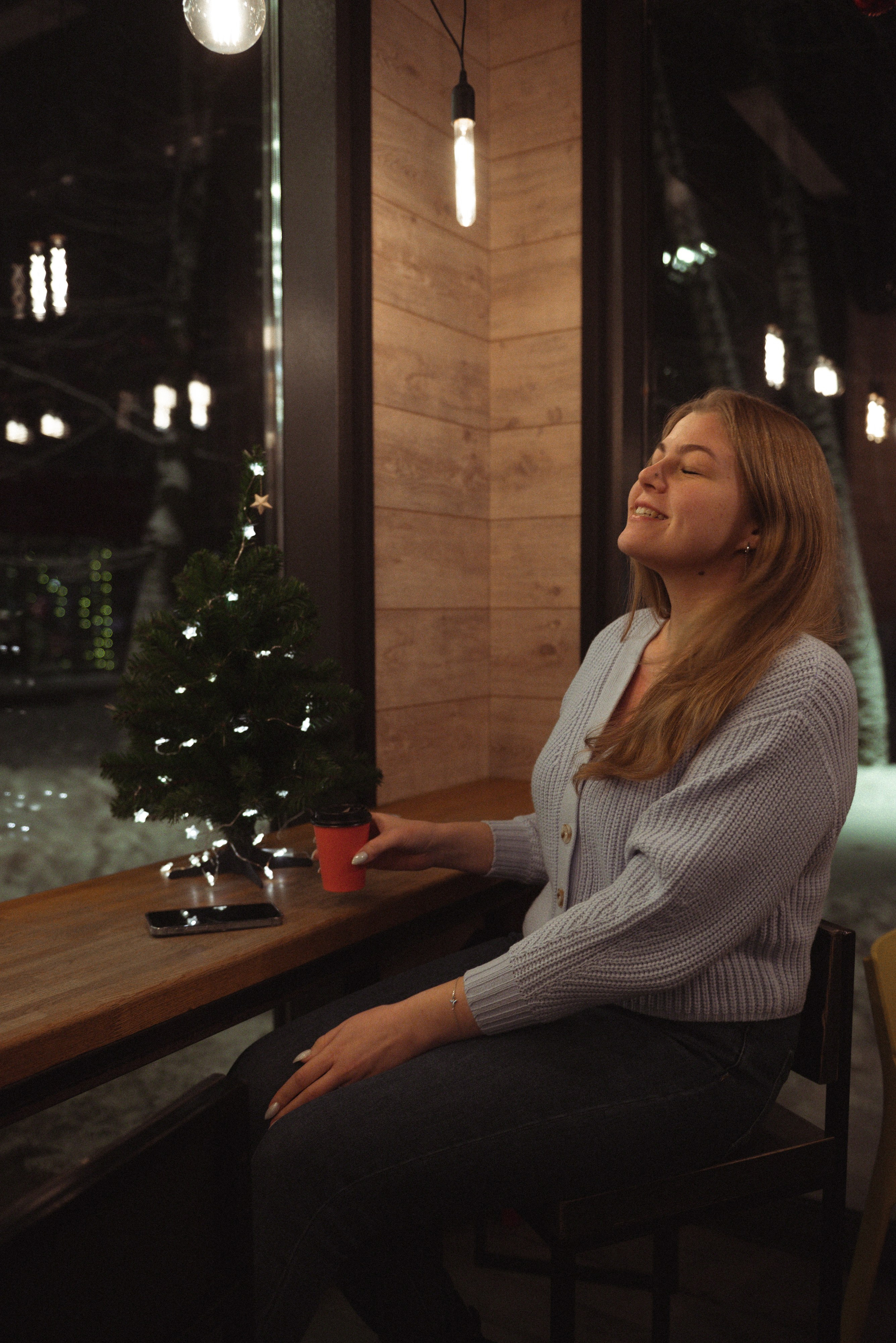 Анита (@anita_prosmm). Фотограф Москва Настя Профотовна. Репортажные, свадебные и контент фотосессии