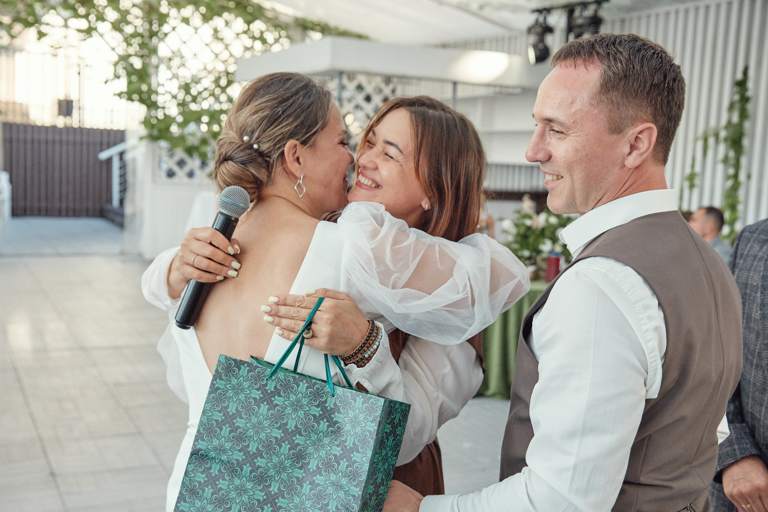Счастье здесь. Свадебный фотограф Антон Артюшин. Работаю в Нижнем Новгороде и Москве