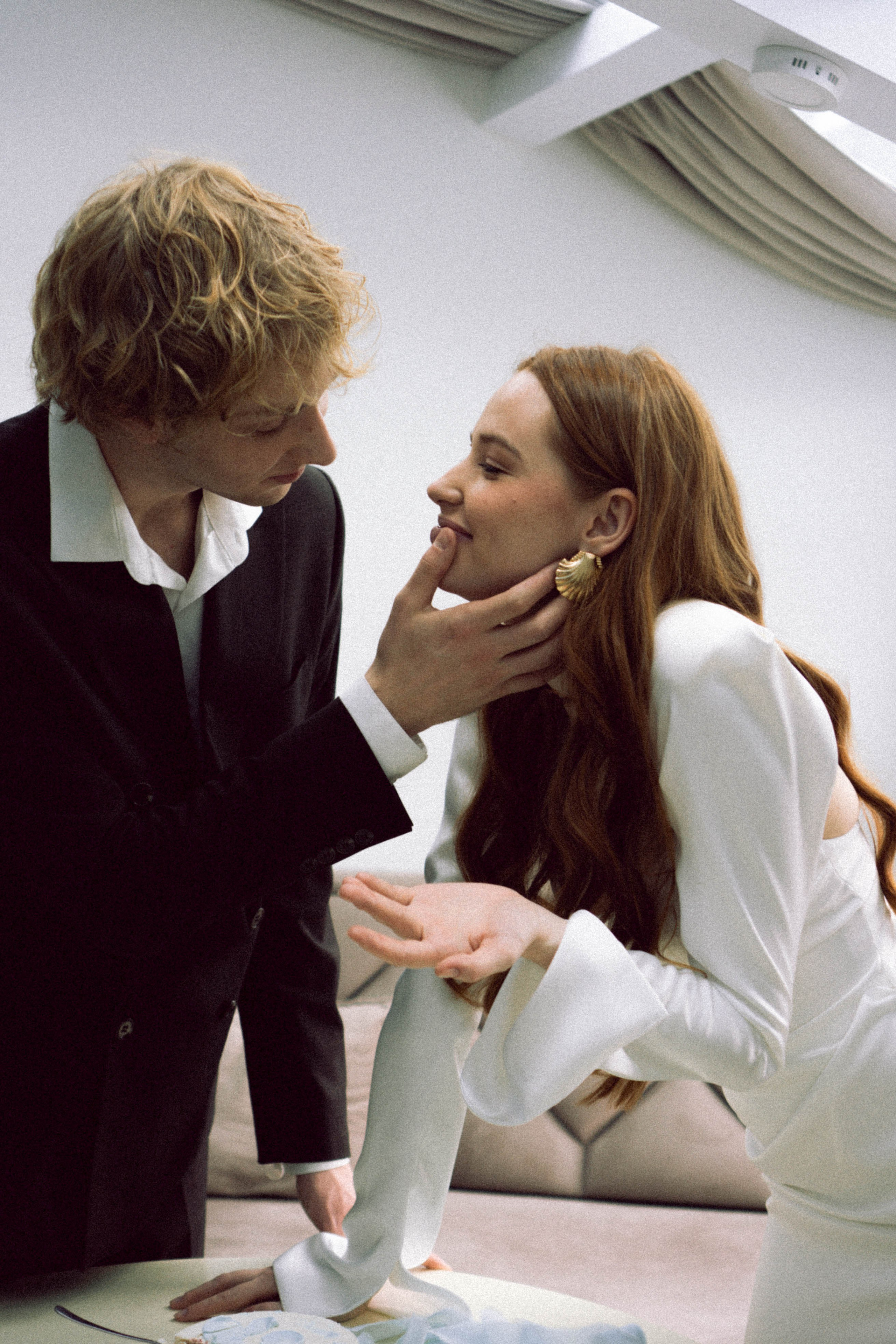 СВАДЕБНАЯ СЬЕМКА В ОТЕЛЕ. СБОРЫ ЖЕНИХА И НЕВЕСТЫ И ТАКЖЕ ТОР И ПОДГОТОВКА К ПРОГУЛКЕ. Профессиональный фотограф, Санкт-Петербург — Виктория Богомолова