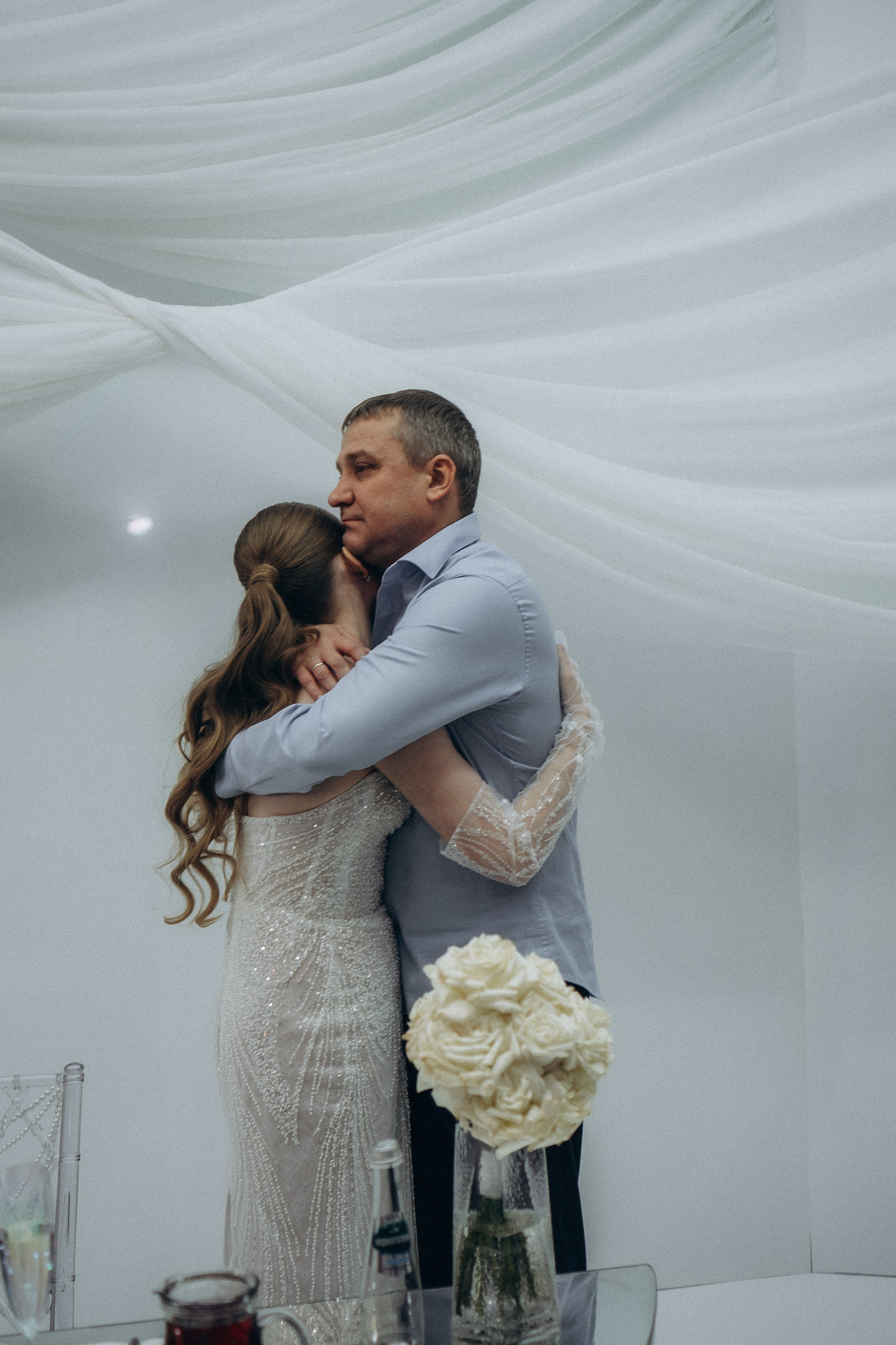 СВАДЕБНАЯ СЬЕМКА СБОРОВ В ОТЕЛЕ И ВЫЕЗД НА ЦЕРЕМОНИЮ (СНЯТО В СИБИРЕ В НИЖНЕВАРТОВСКЕ). Профессиональный фотограф, Санкт-Петербург — Виктория Богомолова