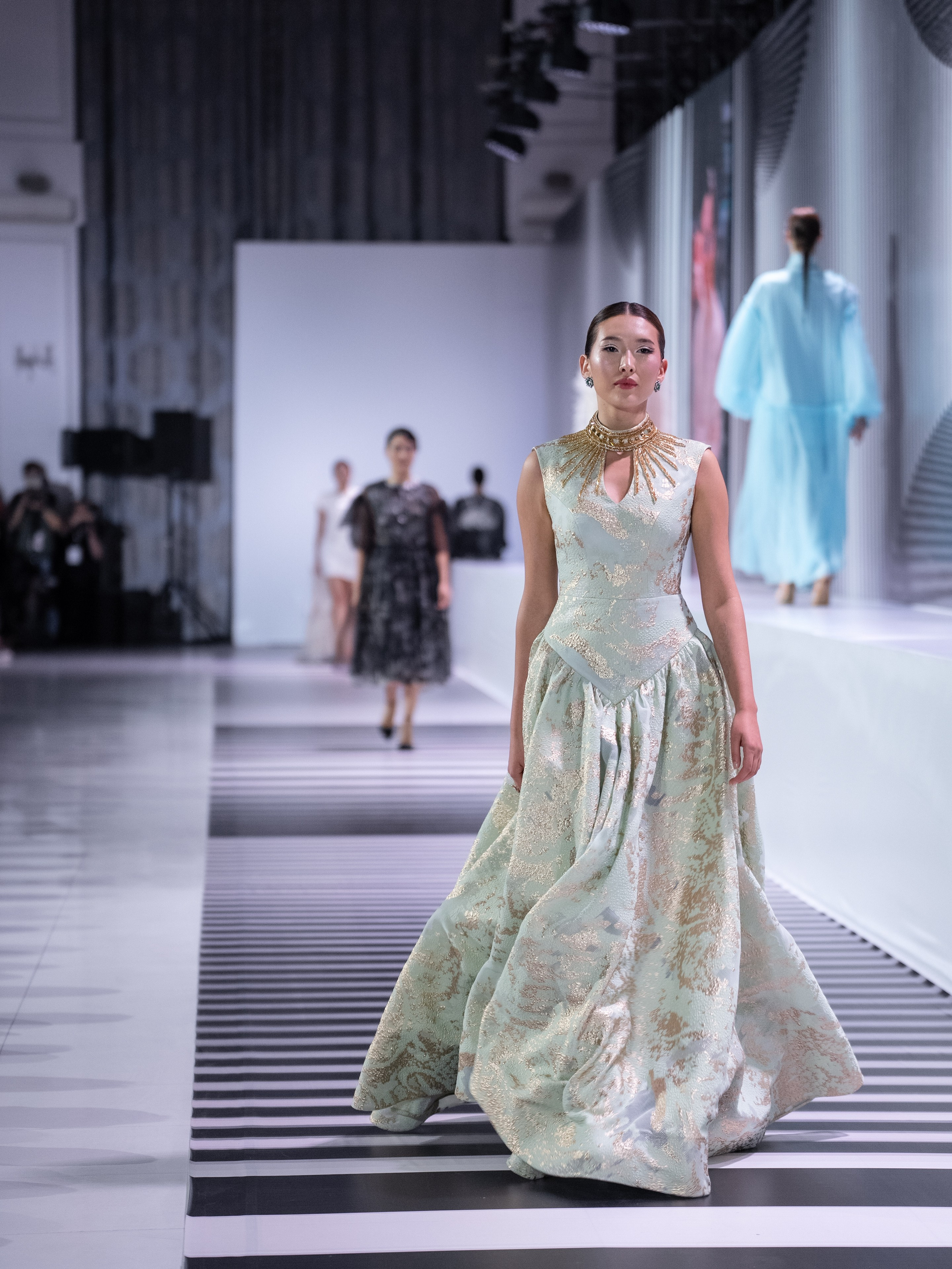 Arunaz. Сайт Алматинского НЮ АРТ, будуар и фэшн фотографа Дениса Карпенко