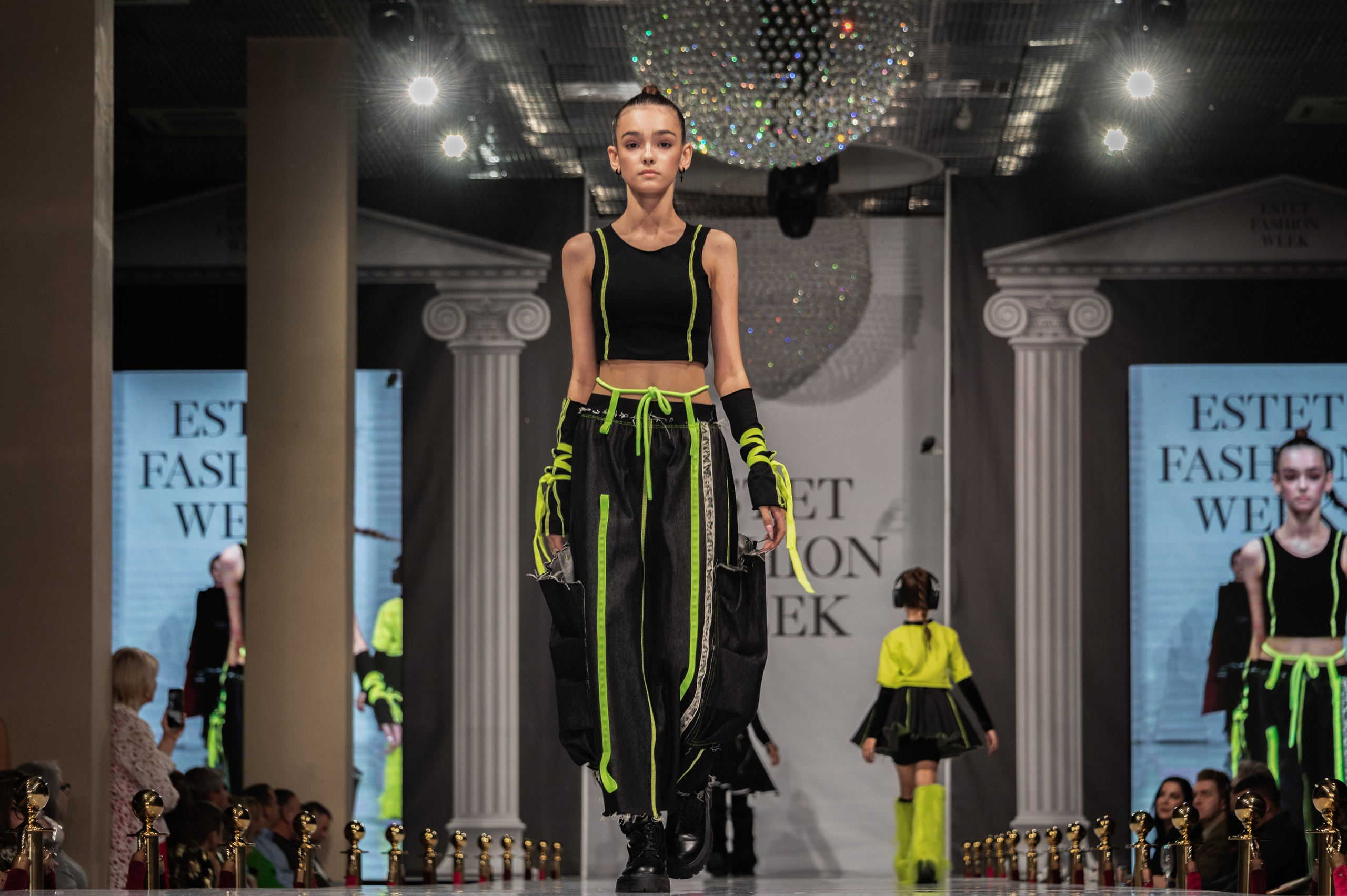 Estet Fashion Week-2023. Фотограф Роман Адлер