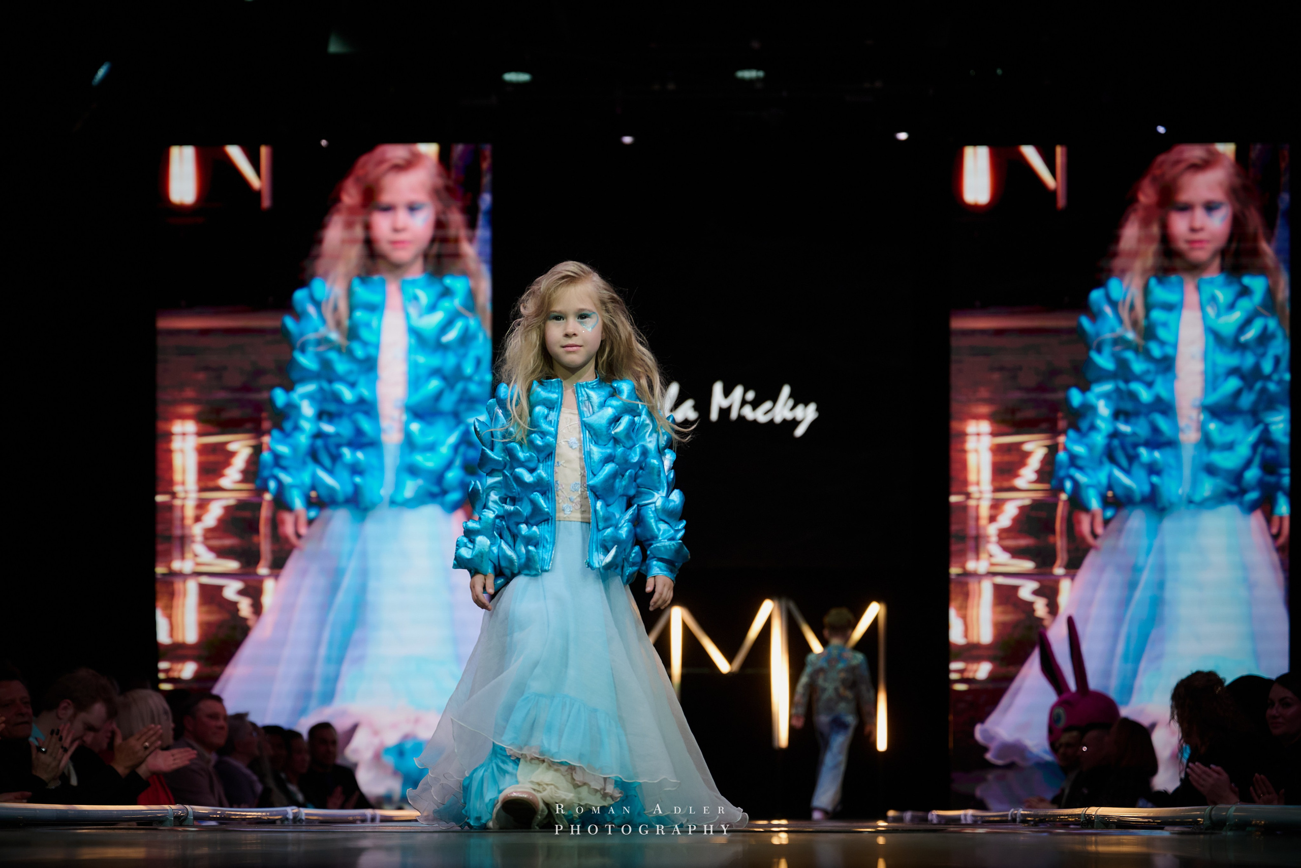 МКММ весна 2025. Фотограф Роман Адлер