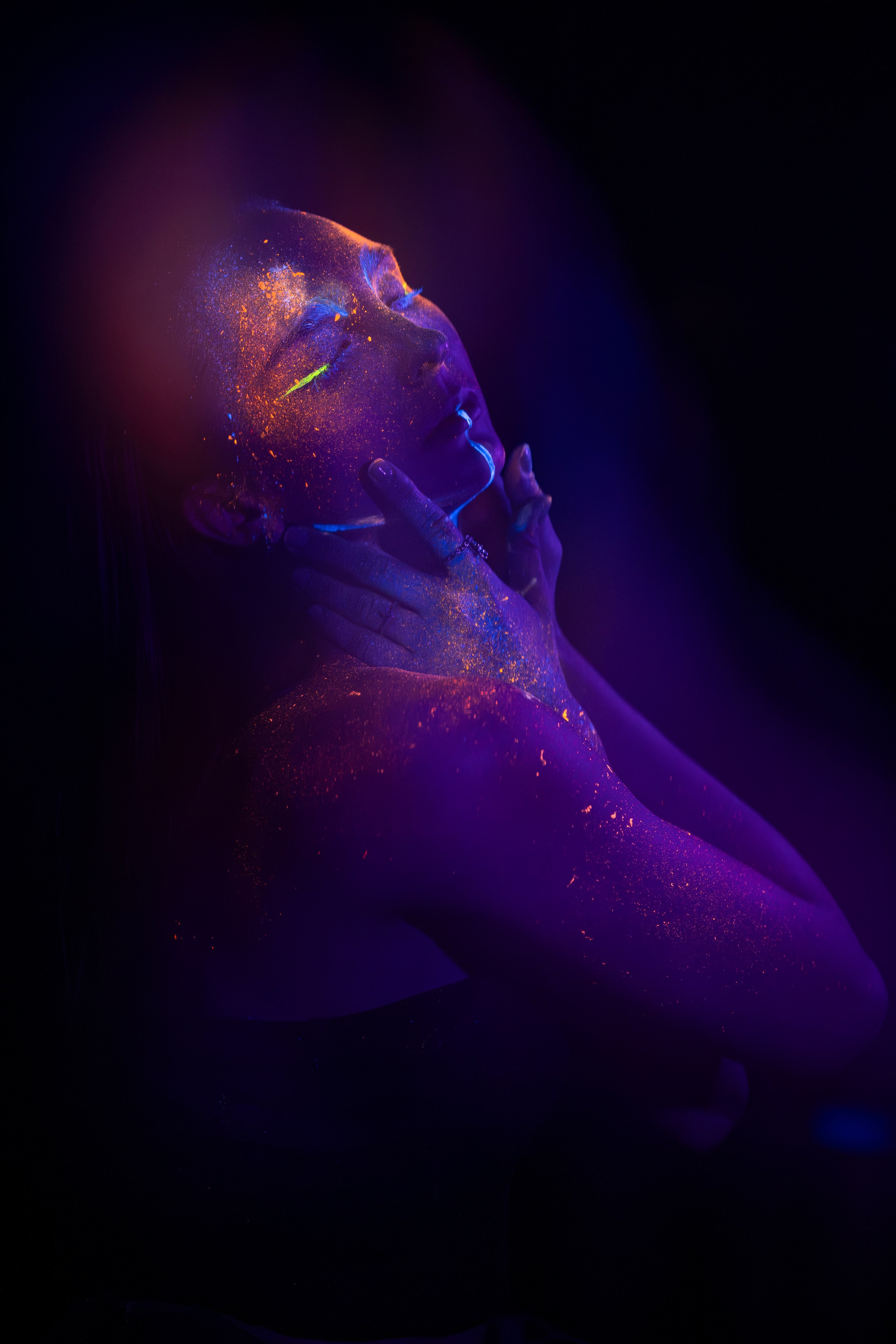 Неон. Легкая фотография