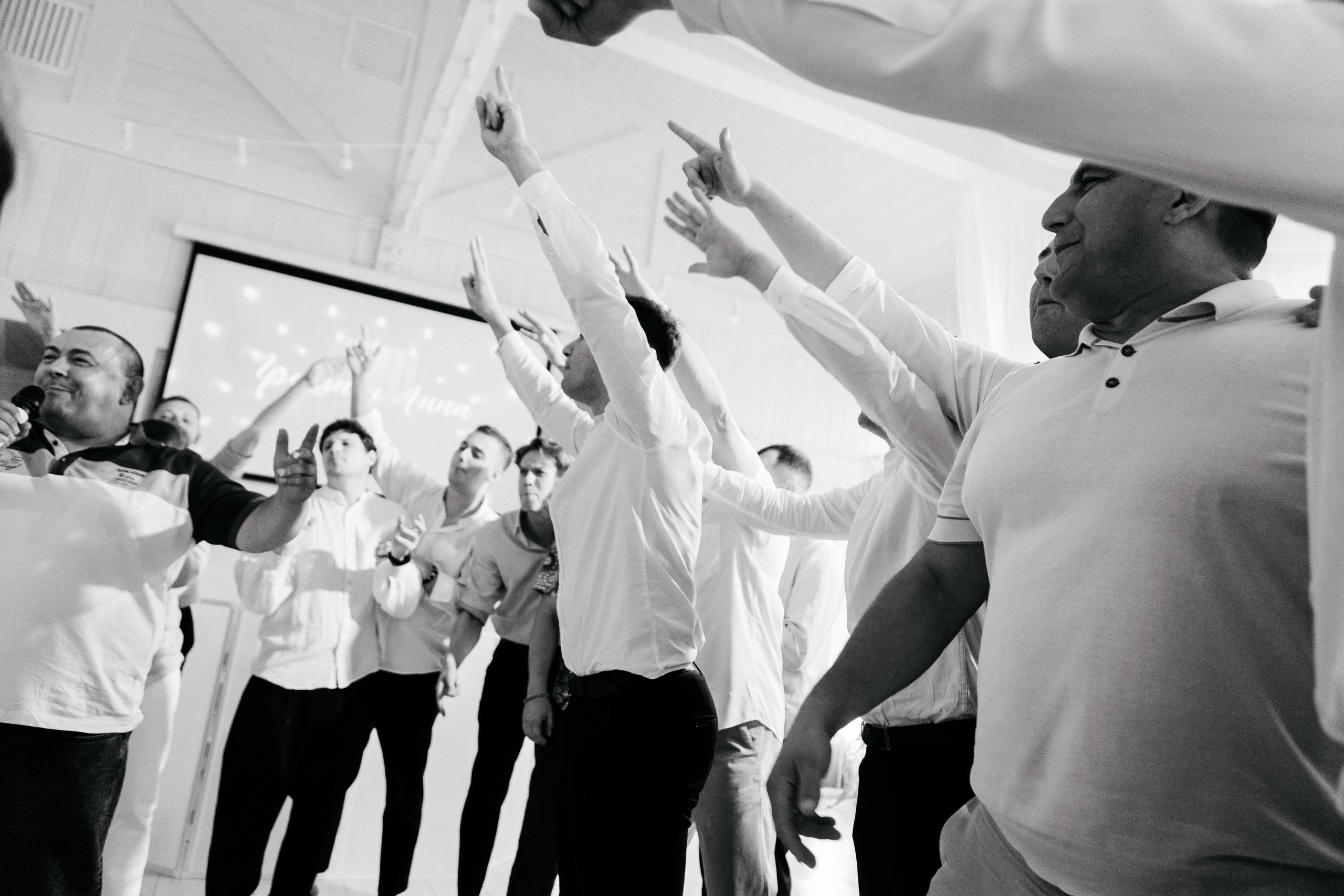 Взгляды полные счастья. Свадебный фотограф в Туле, Москве. Ангелина Зеленина