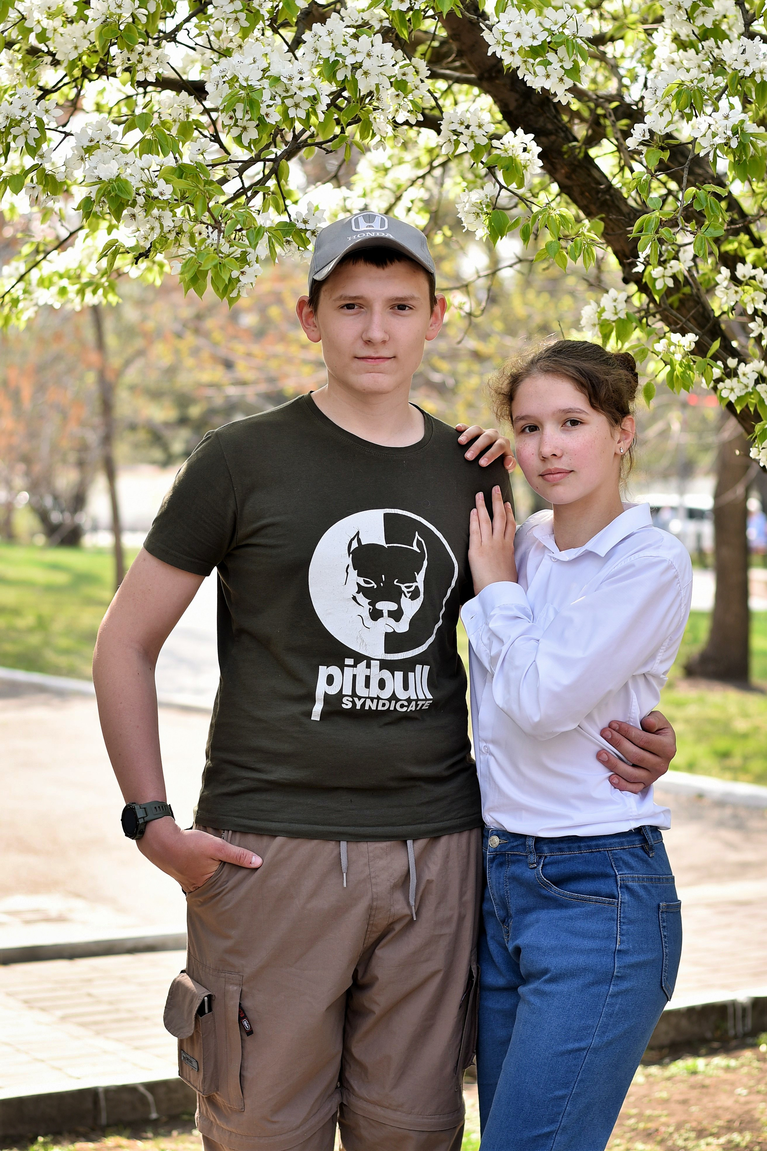 ФОТОСЕССИЯ В ПАРКЕ весна. Школьный фотограф ЛАРИСА МАТВЕЕНКО