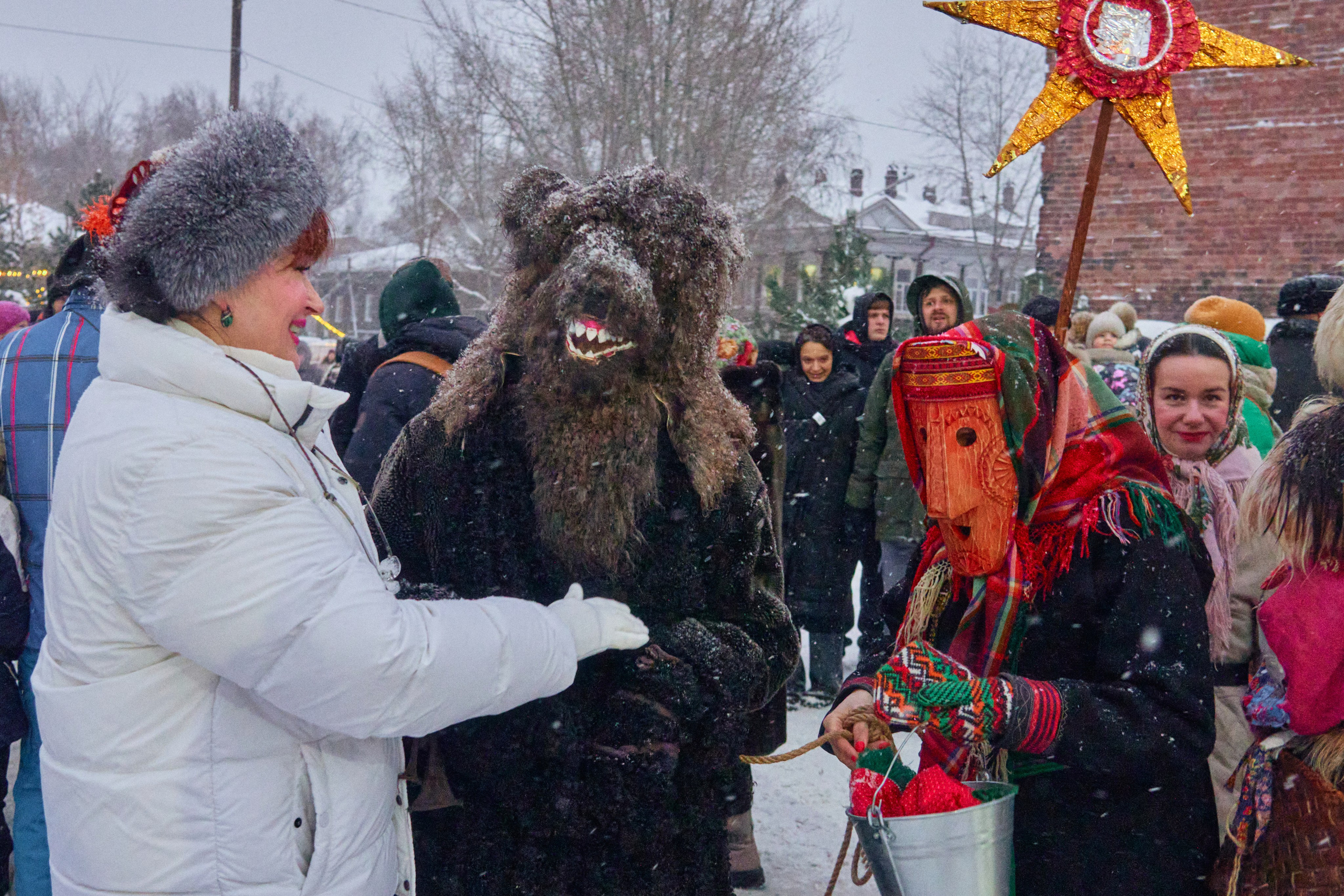 С медведем по соседям. Фотограф