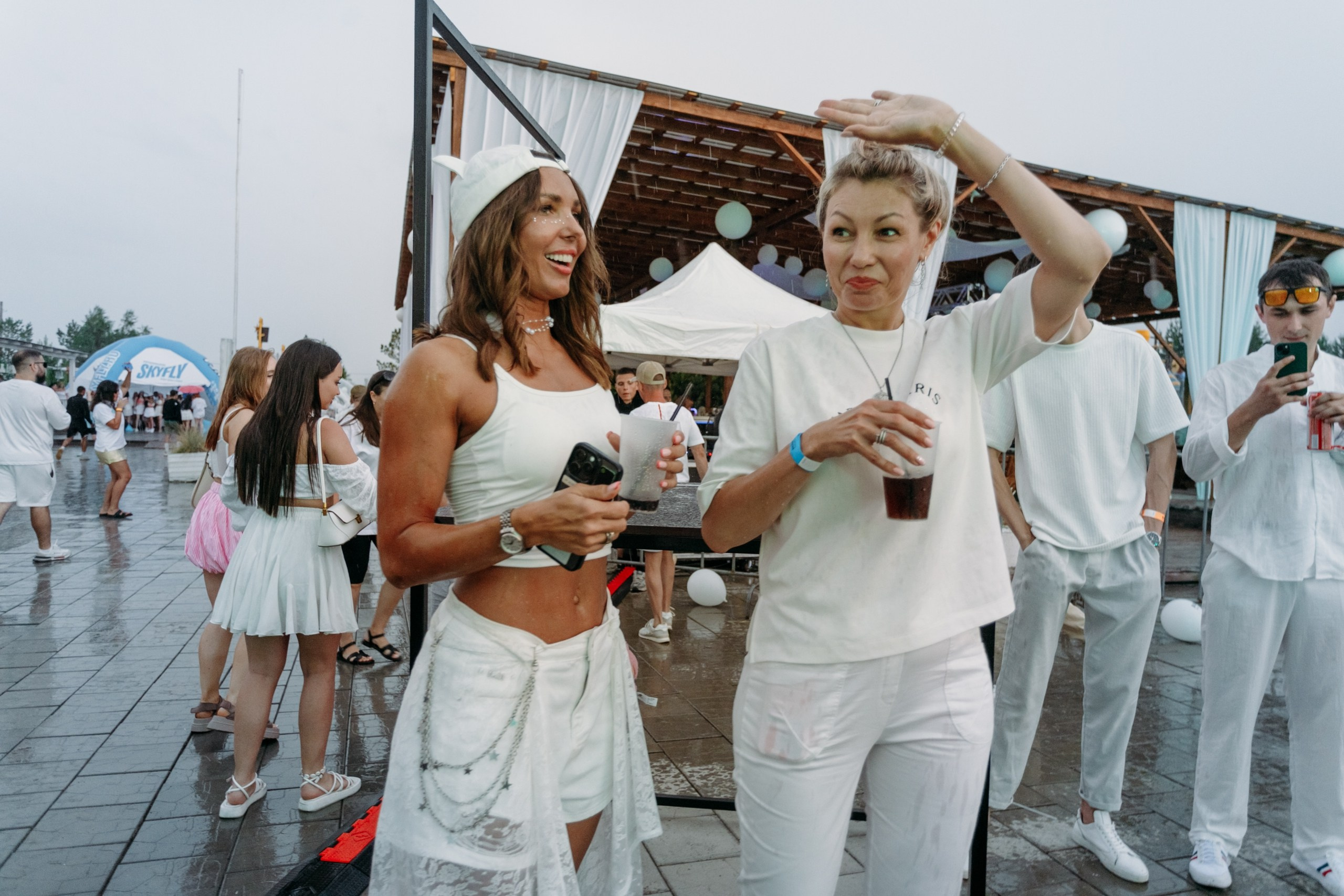 White Party @ Бархат парк. Репортажный фотограф Максим Полянский. Москва, Санкт-Петербург, Красноярск