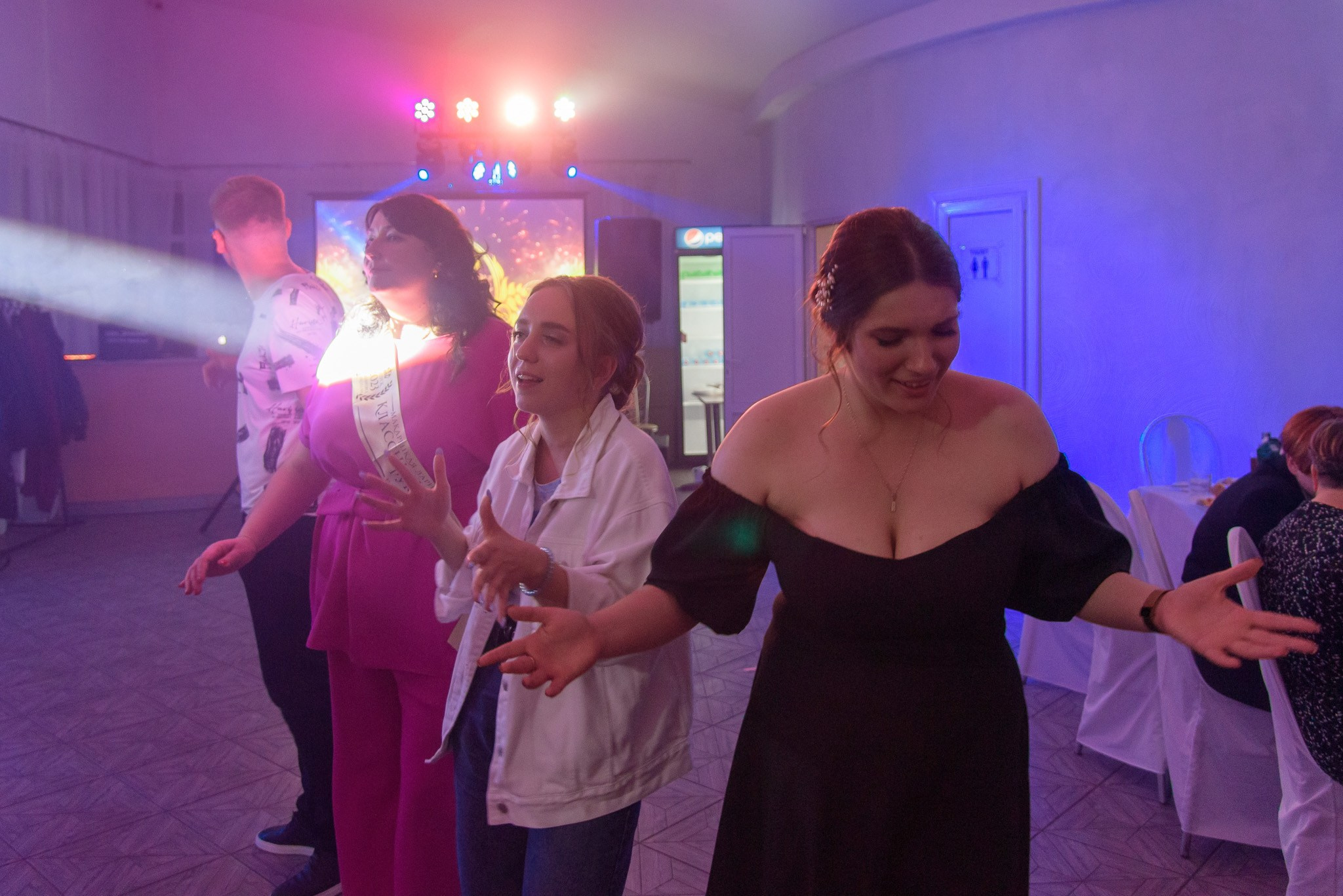 Выпускной 11 кл (банкет до рассвета). Фотограф Олег Юршевич Солигорск Минск