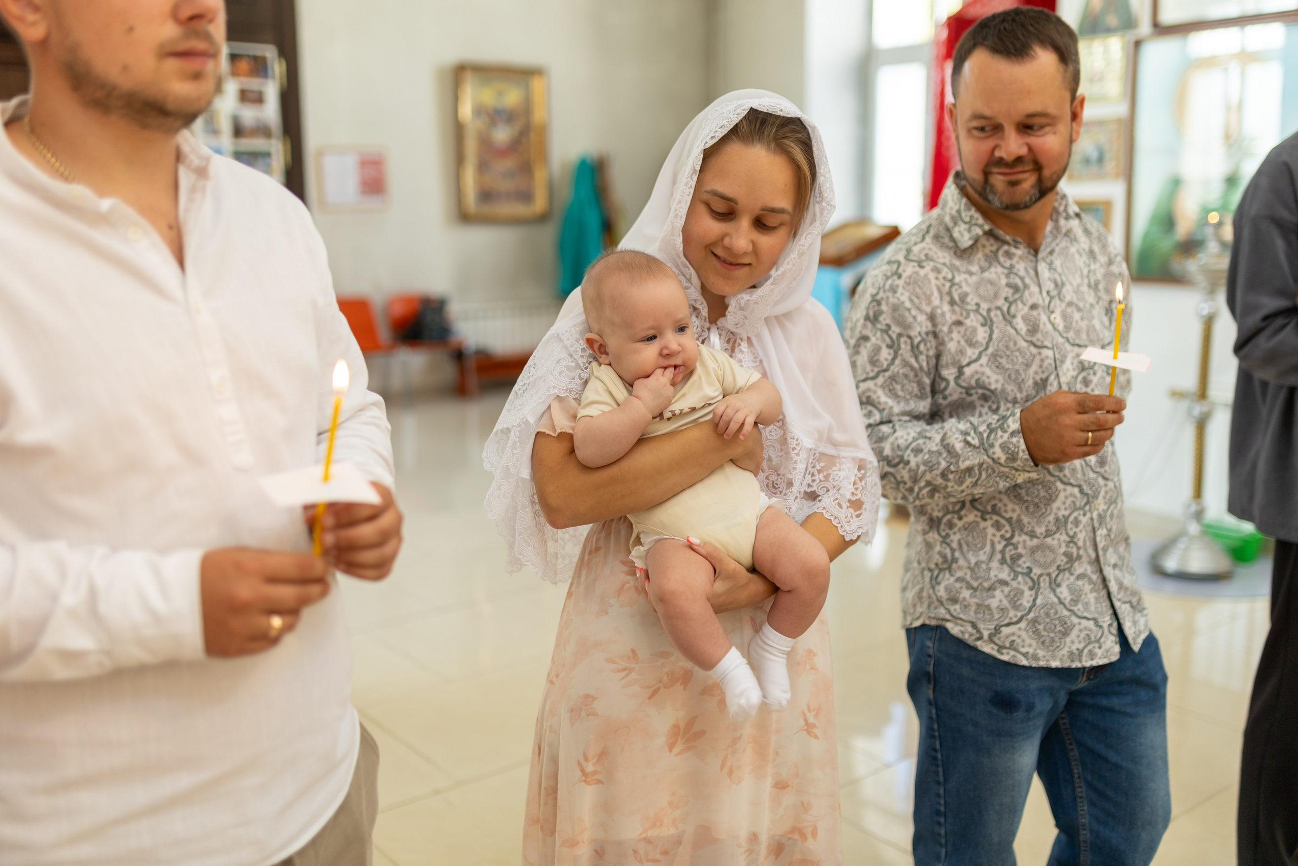 Крещение Артёма (все фото с таинсвта крещения). Фотограф новорожденных. Детский и семейный фотограф Марьяна Юдина