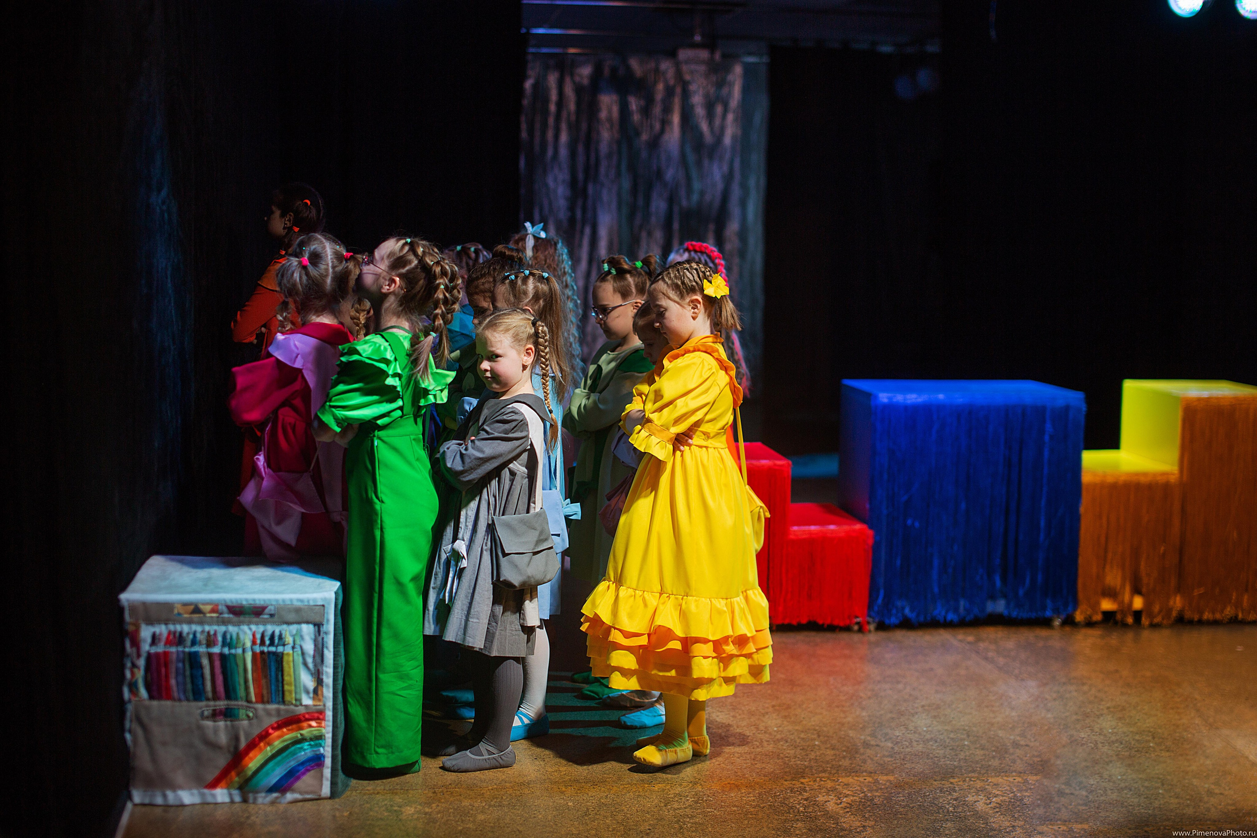 Карандаши «Театрум» ДТЦ, февраль. Семейный и детский фотограф в Петрозаводске