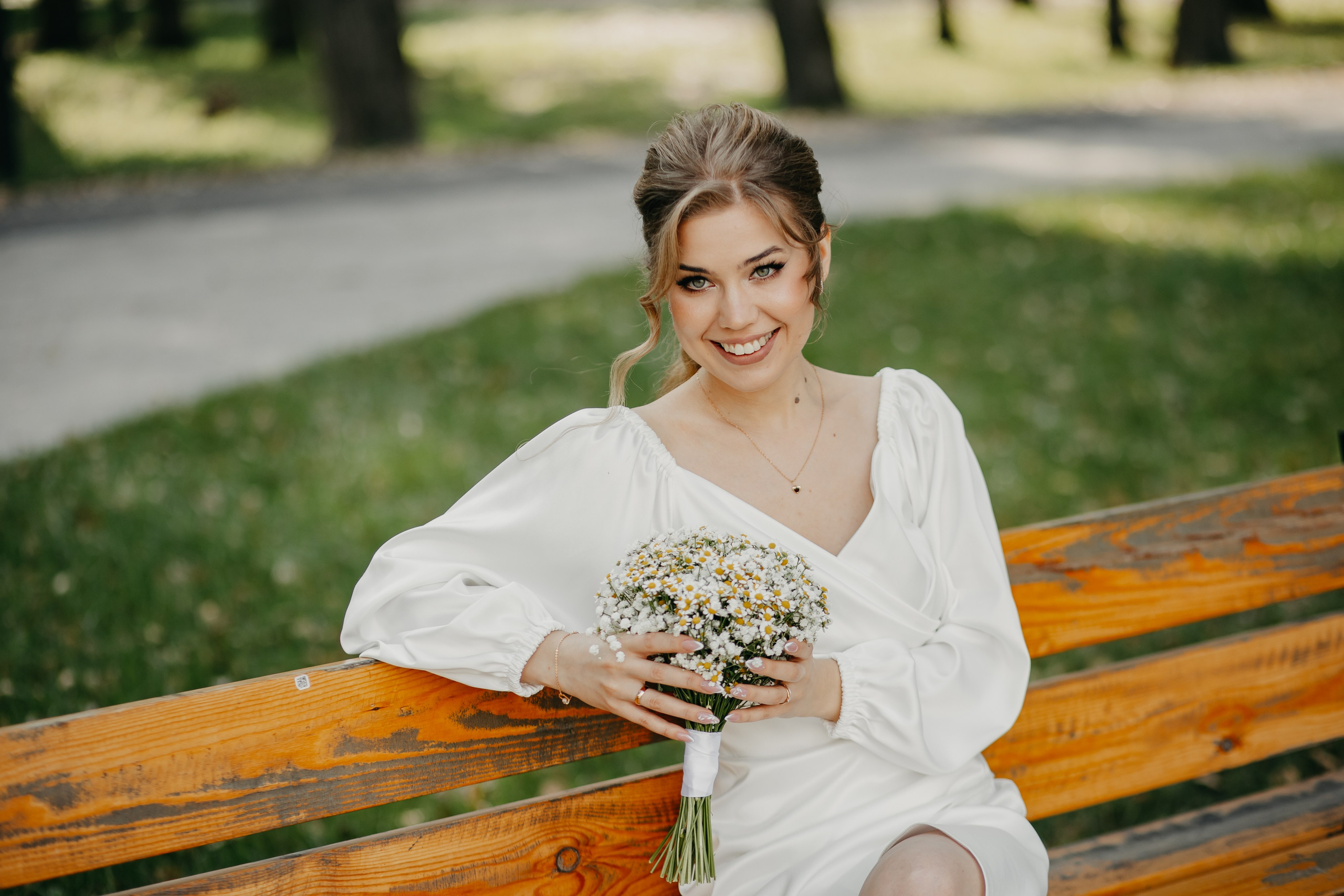 Фотограф Алексеевка Свадебный фотограф Свадебная фотосессия Свадебная фотосессия в парке Свадебная прогулка Свадьба в Алексеевке Свадьба в Белгороде Свадьба фотограф Свадебный фотограф Невеста Свадебная фотосессия невесты Свадебный фотограф в Белгороде Свадебный фотограф в Воронеже Свадебный фотограф в Бирюче Свадебный фотограф в Новом Осколе Свадебный фотограф в Короче #Свадьба #Свадебная_фотосессия #Свадебный_фотограф #Свадебный_фотограф_в_Алексеевке #Свадебный_фотограф_в_Бирюче #Свадебный_фотограф_в_Новый_Оскол #Свадебный_фотограф_в_Воронеж #Свадебный_фотограф_в_Белгороде
