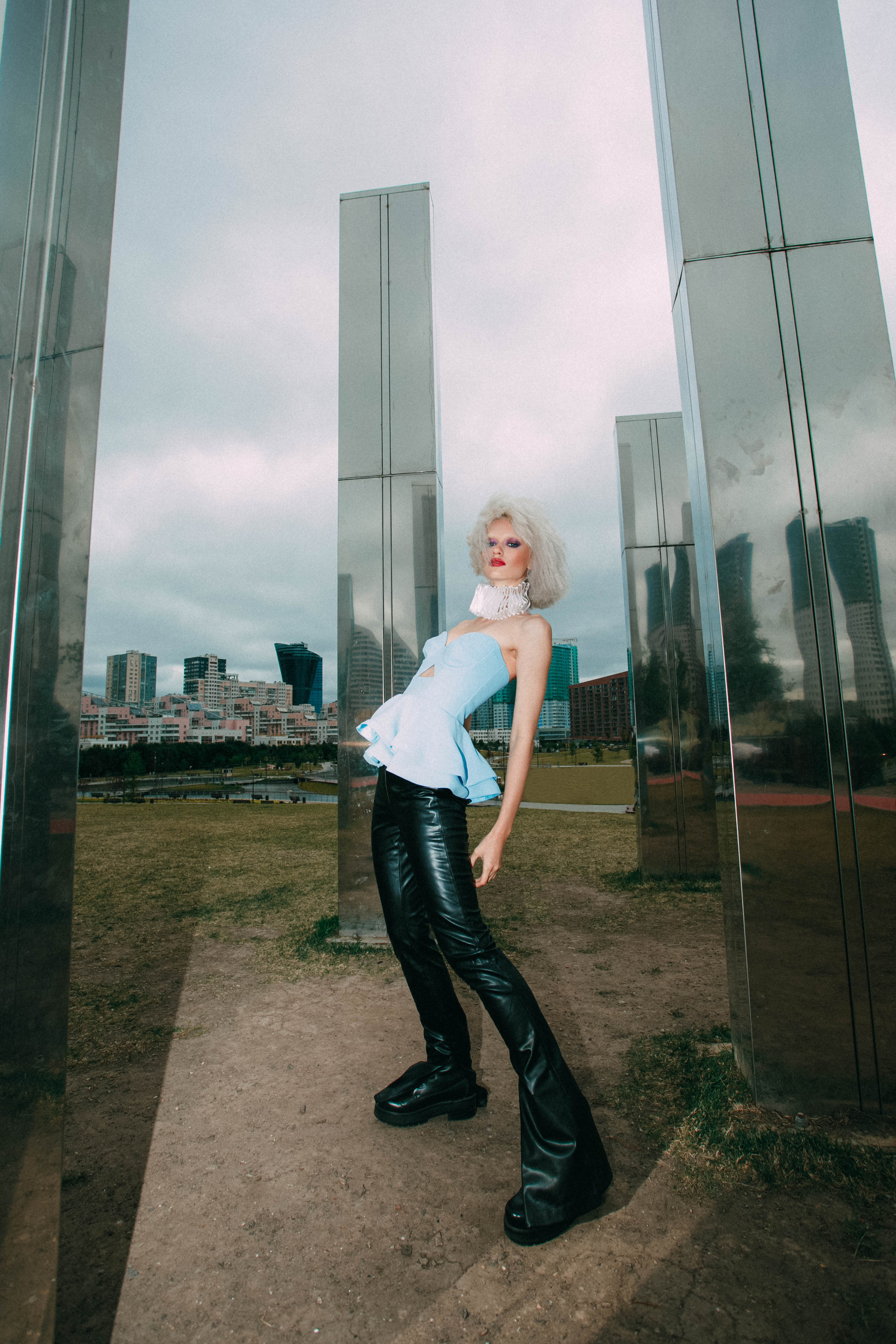 ALICE THROUGH THE LOOKING GLASS. Brand photographer Moscow