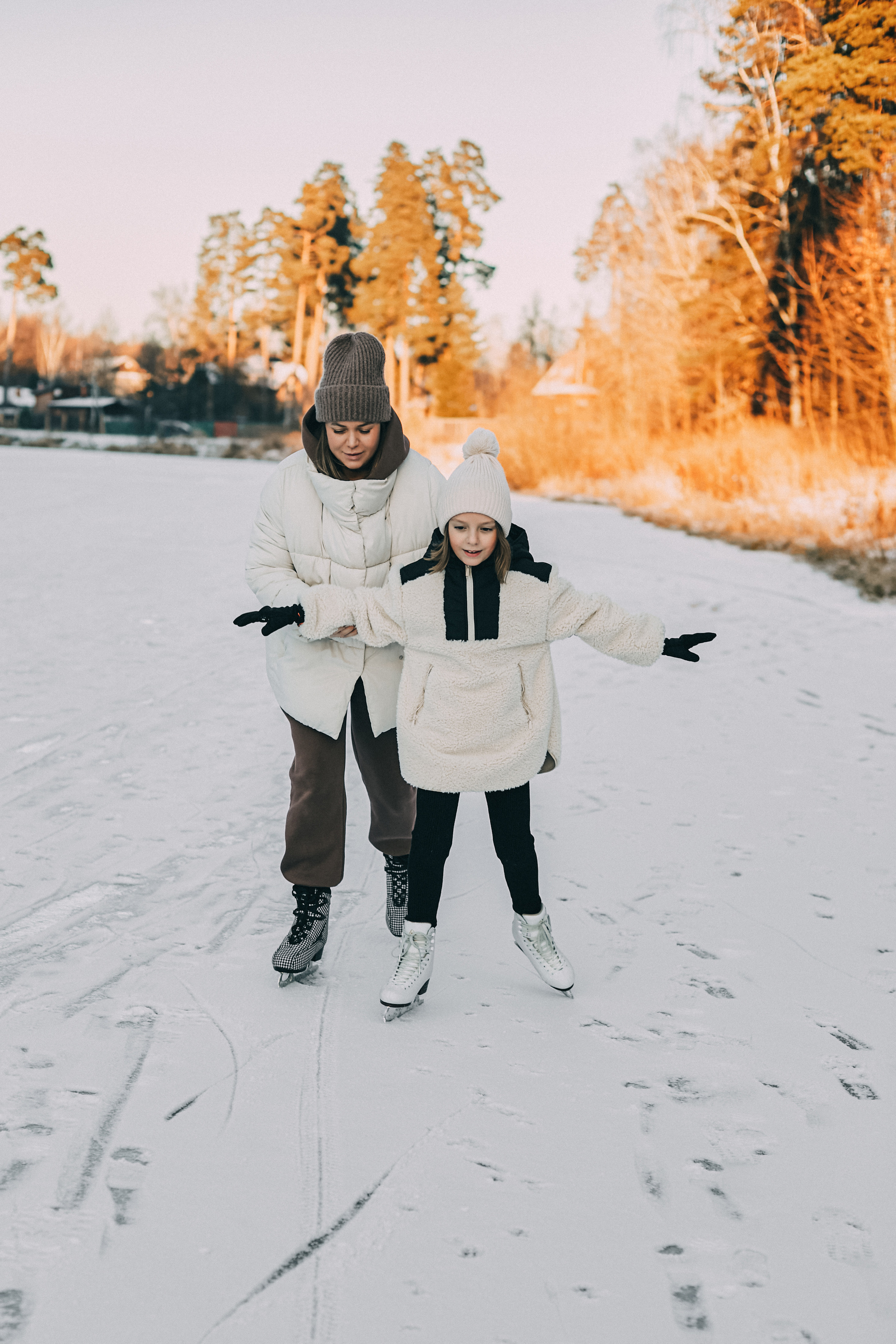 MOTHER and DAUGHTER. Brand photographer Moscow