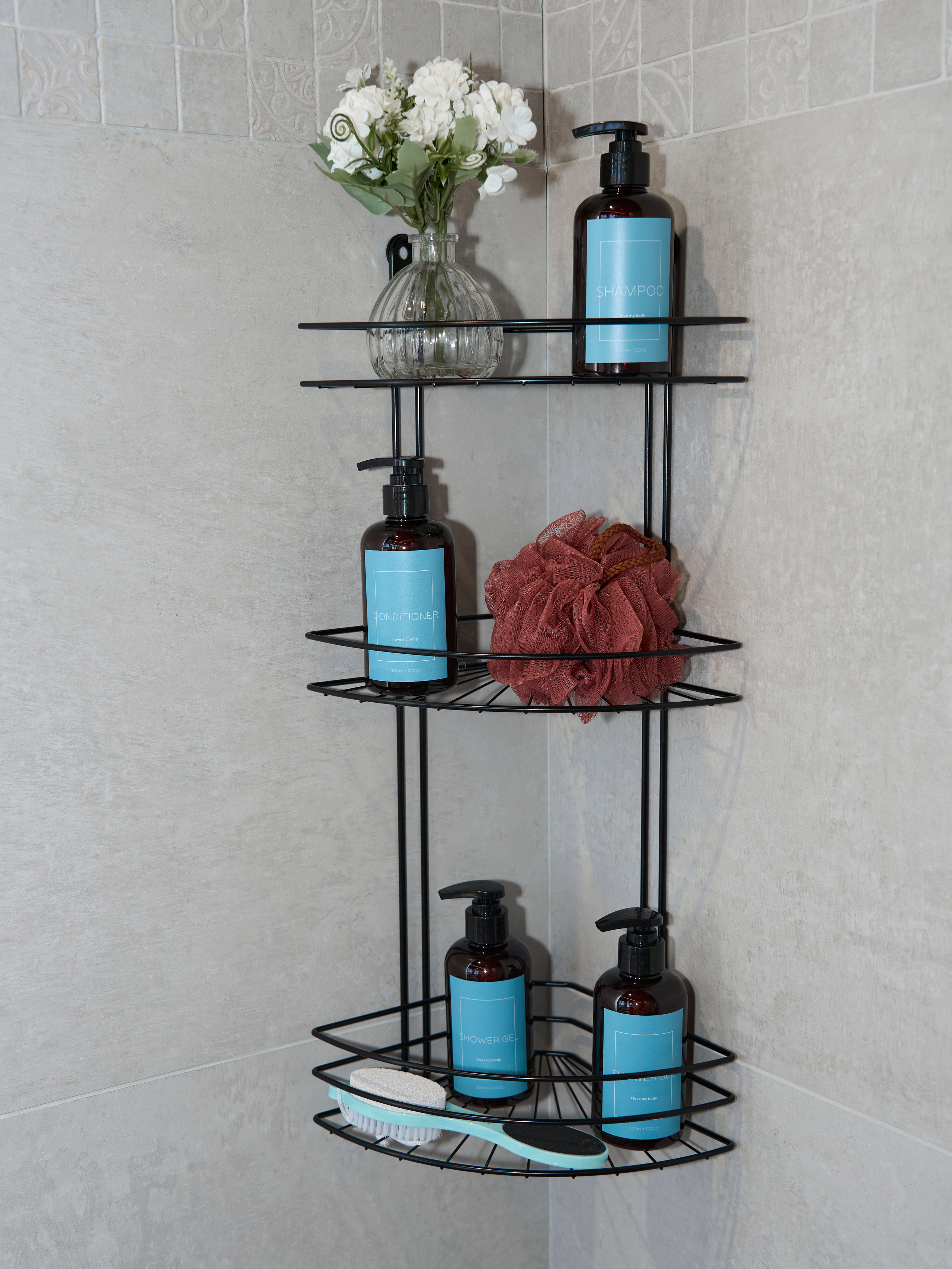 SHELF IN THE BATHROOM. Brand photographer Moscow