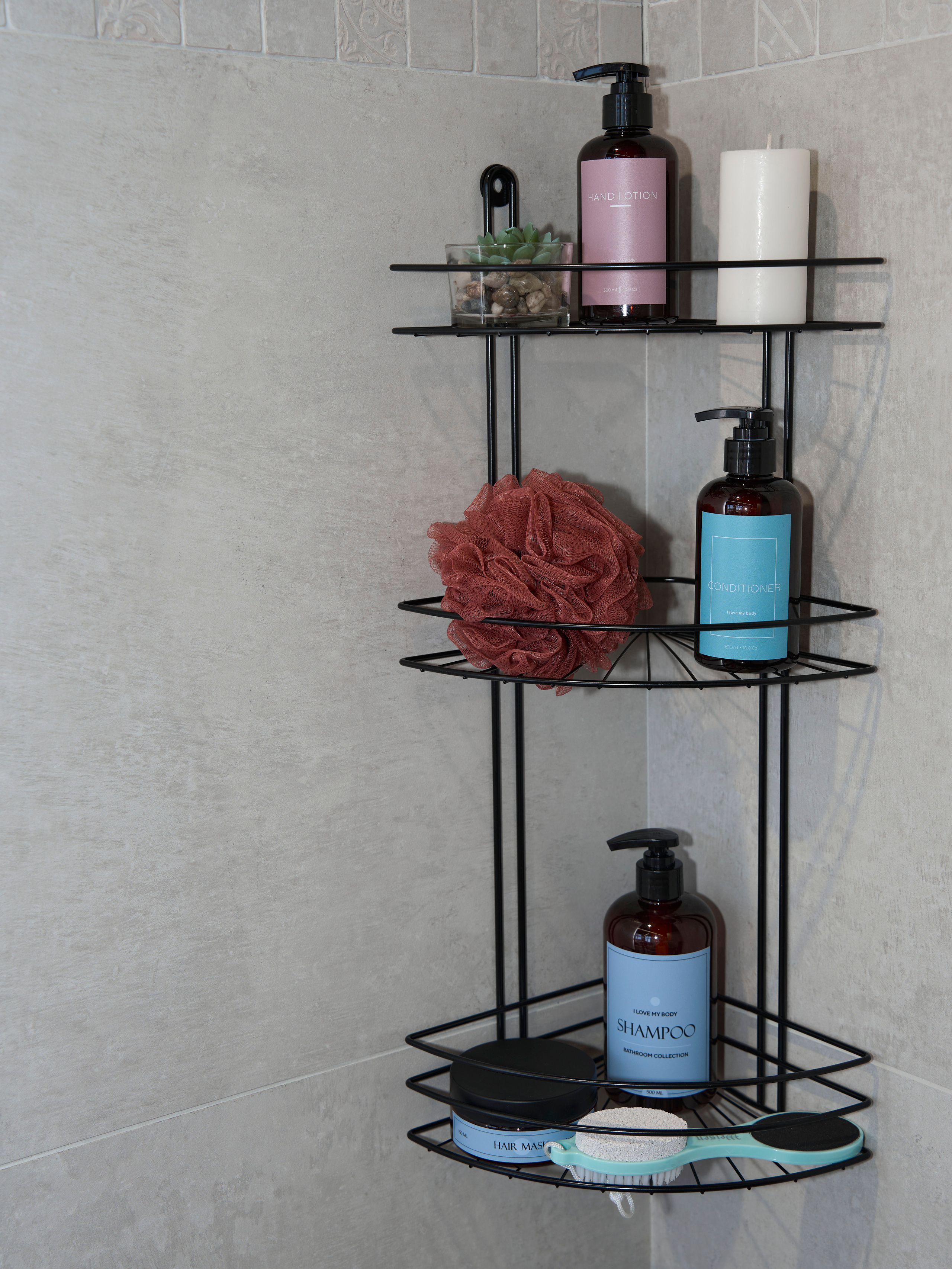 SHELF IN THE BATHROOM. Brand photographer Moscow