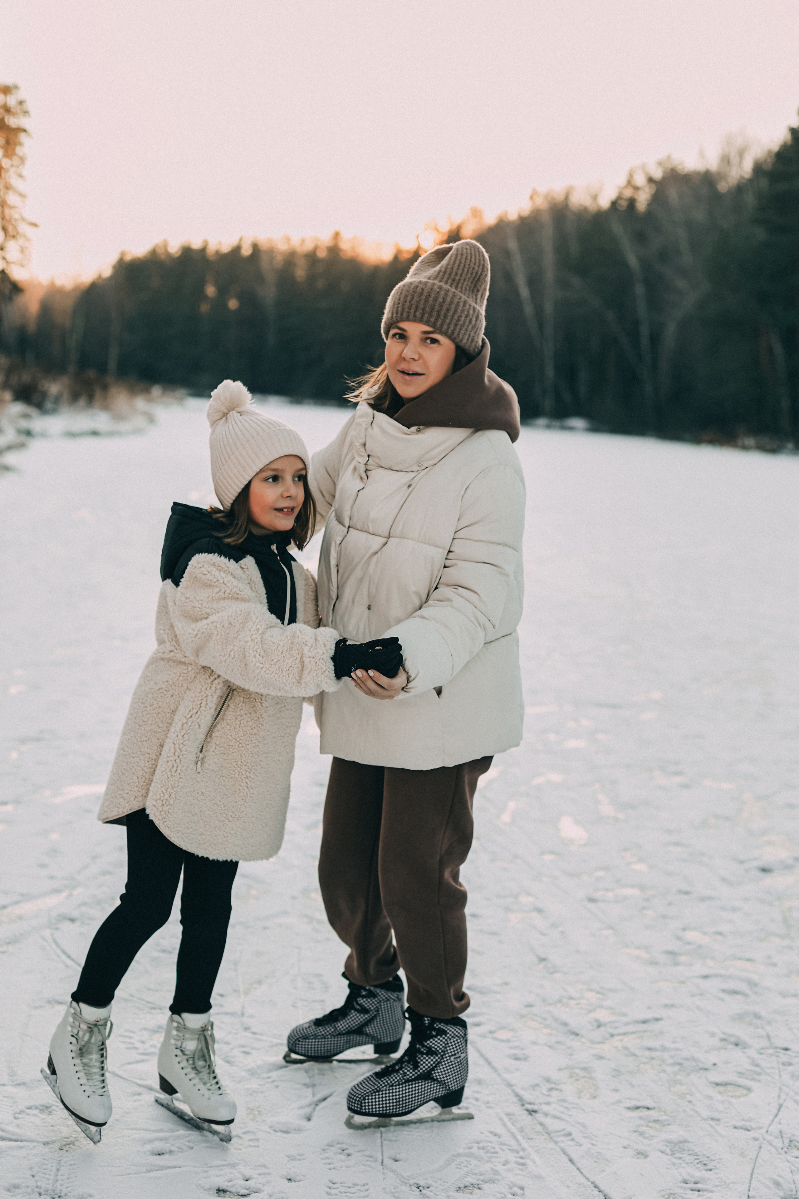 MOTHER and DAUGHTER. Brand photographer Moscow