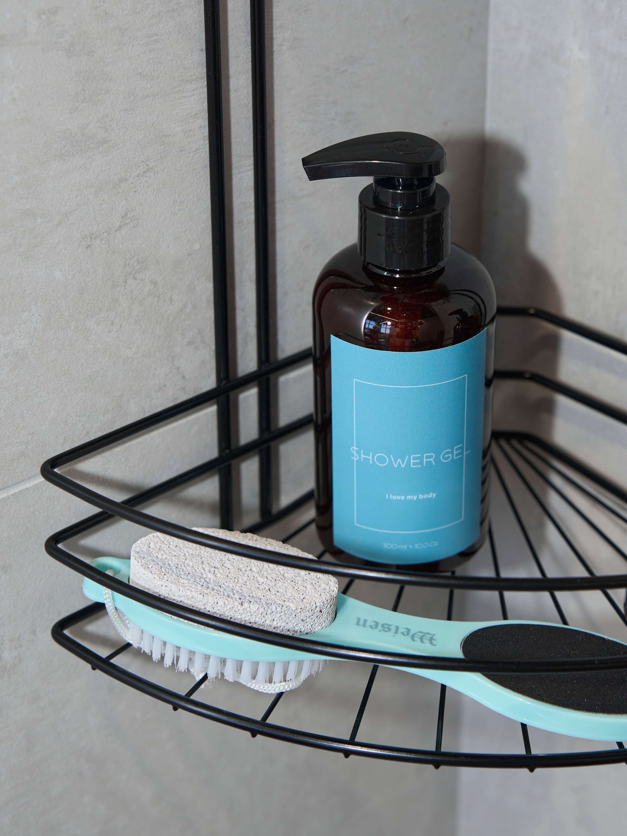 SHELF IN THE BATHROOM. Brand photographer Moscow