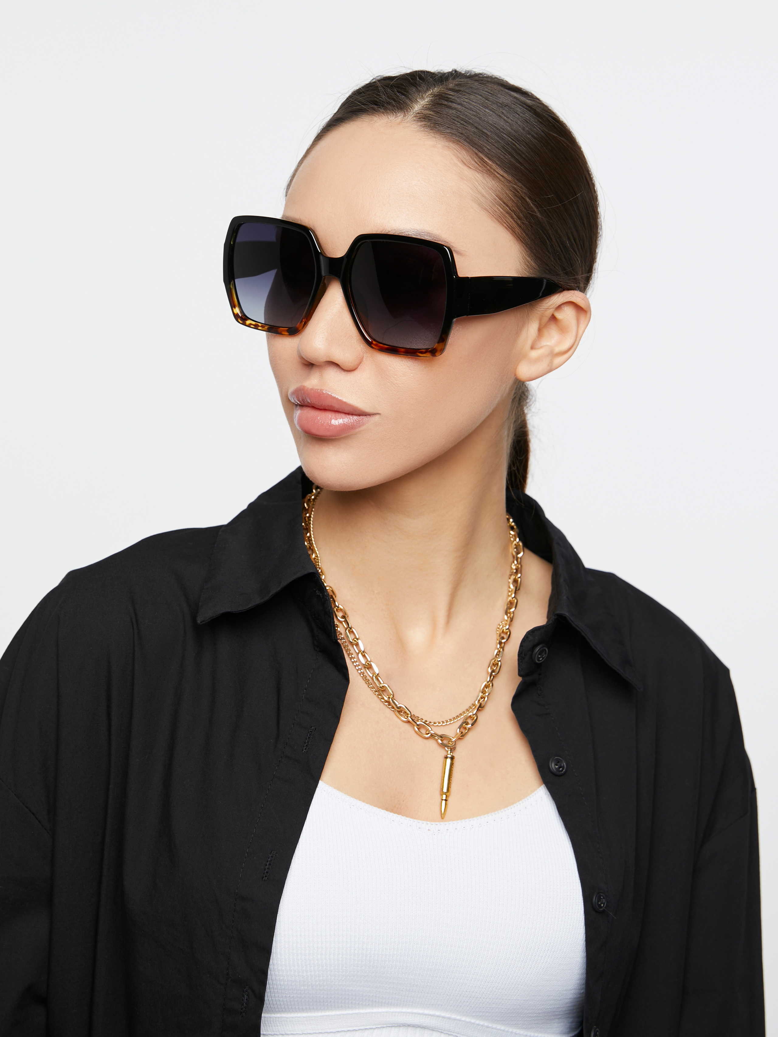 SUNGLASSES. Brand photographer Moscow