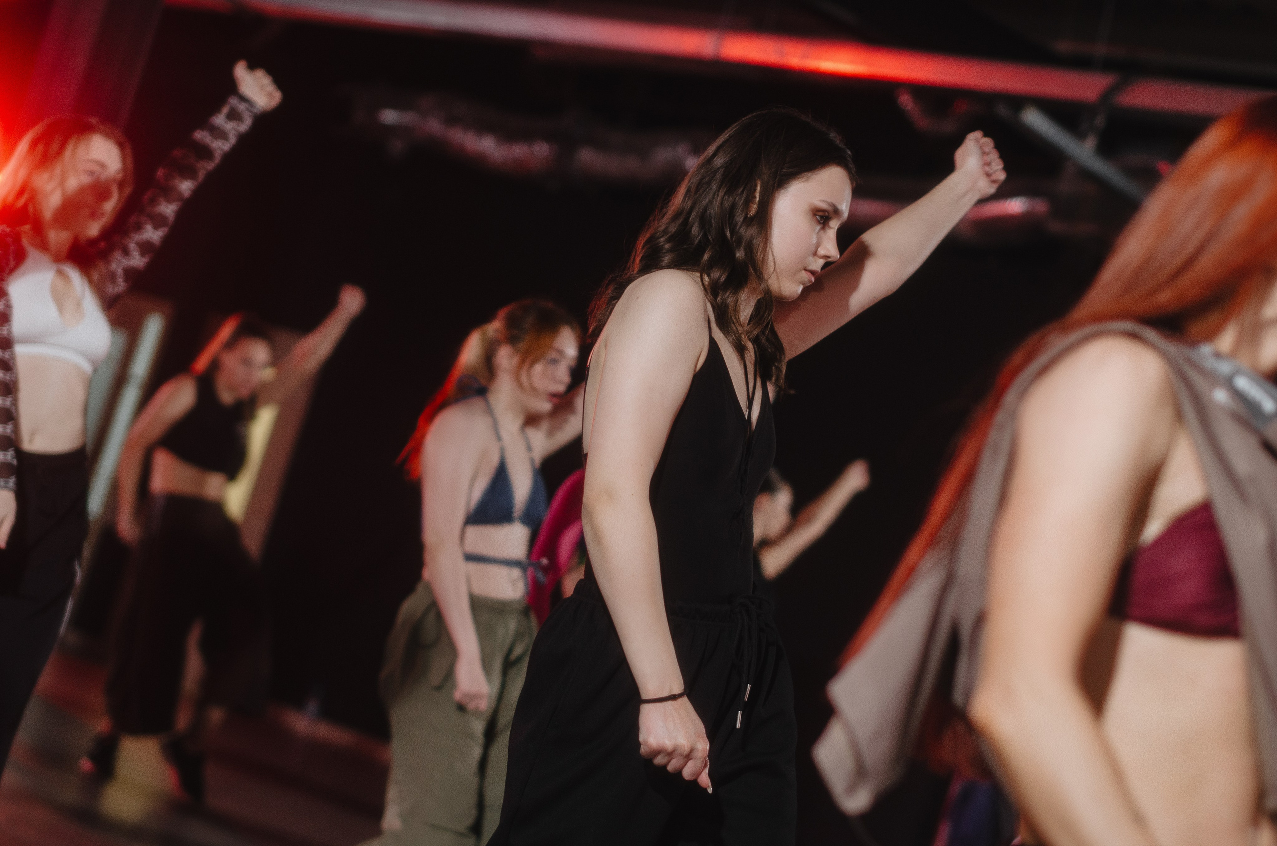 Мастер-классы по High Heels/Girly hip-hop от Оксаны ATTA. Денисова Аля — фотограф для парных съемок и индивидуальных историй в Барнауле