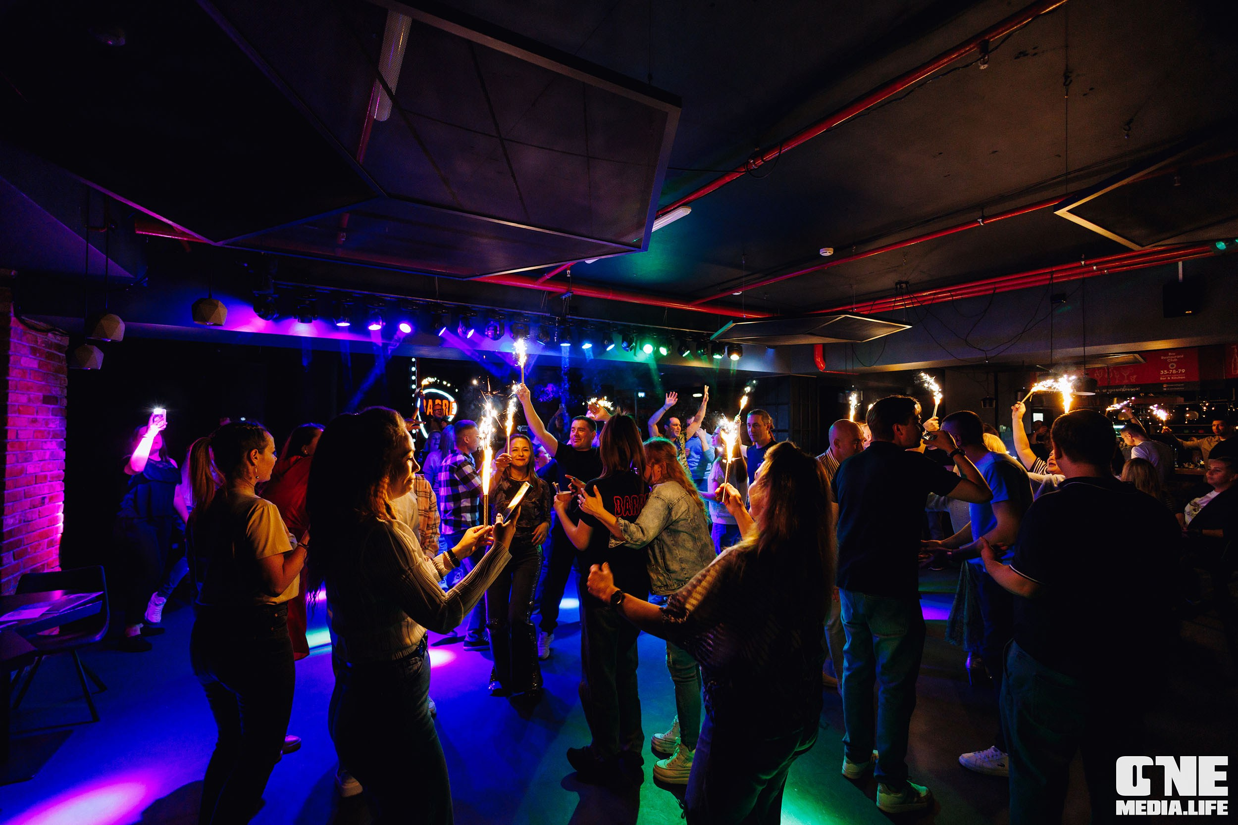 День города Светлогорск в баре Barre. One Media Life: фоторепортажи, фотоотчеты с мероприятий и заведений