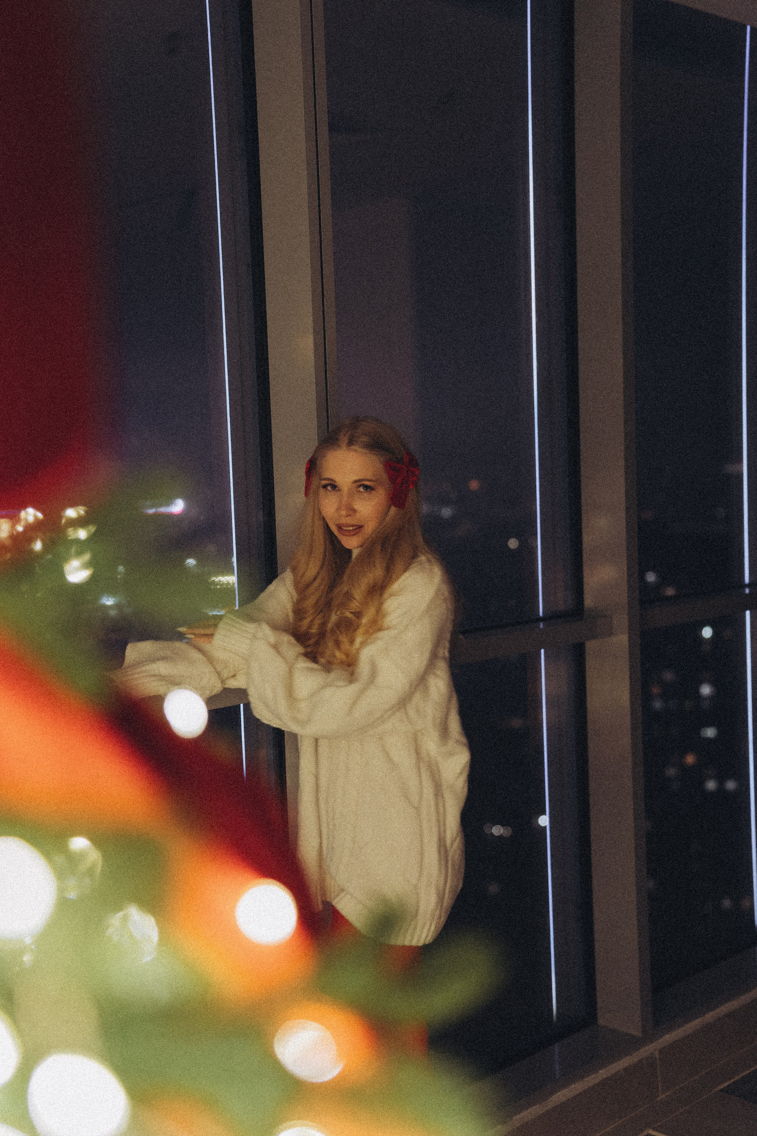 ФОТОСЕССИЯ К НОВОМУ ГОДУ В СТУДИИ С ЕЛОЧКОЙ КРАСИВЫЙ ОБРАЗ. Профессиональный фотограф, Санкт-Петербург — Виктория Богомолова