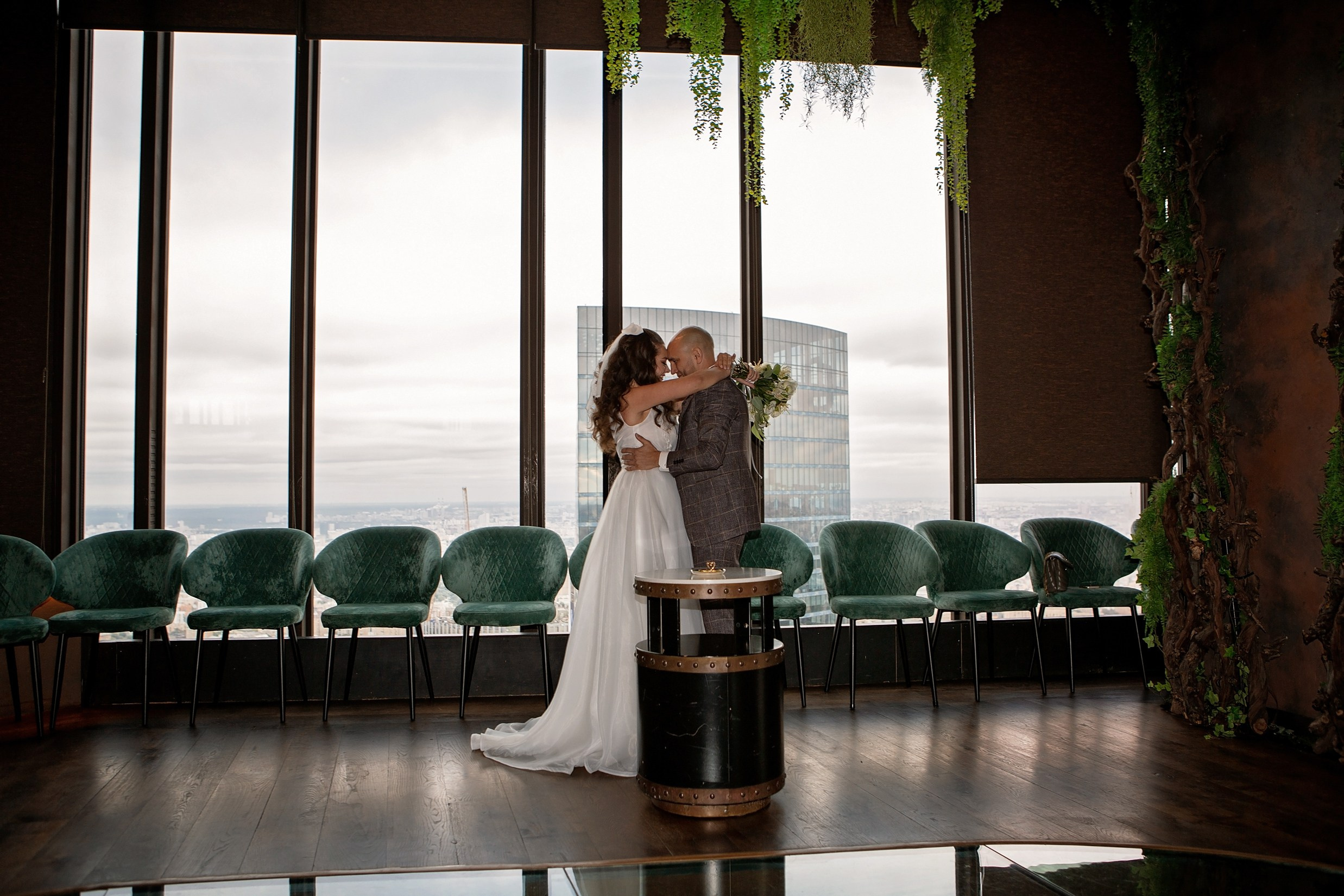 Камерная свадьба. Свадебный и портретный фотограф Москва