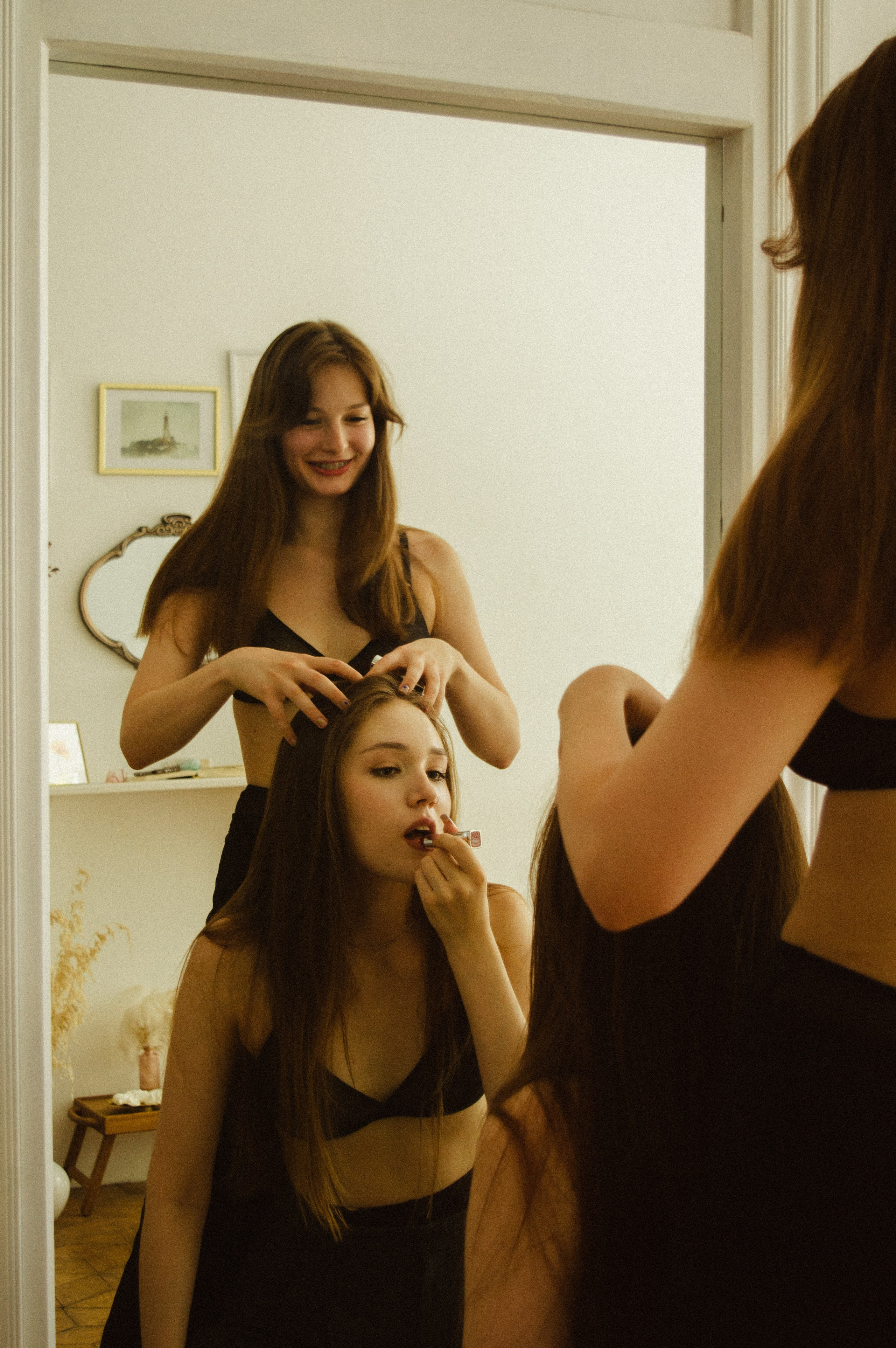 Парижская атмосфера для подруг. Фотограф Анастасия Лощакова в Москве