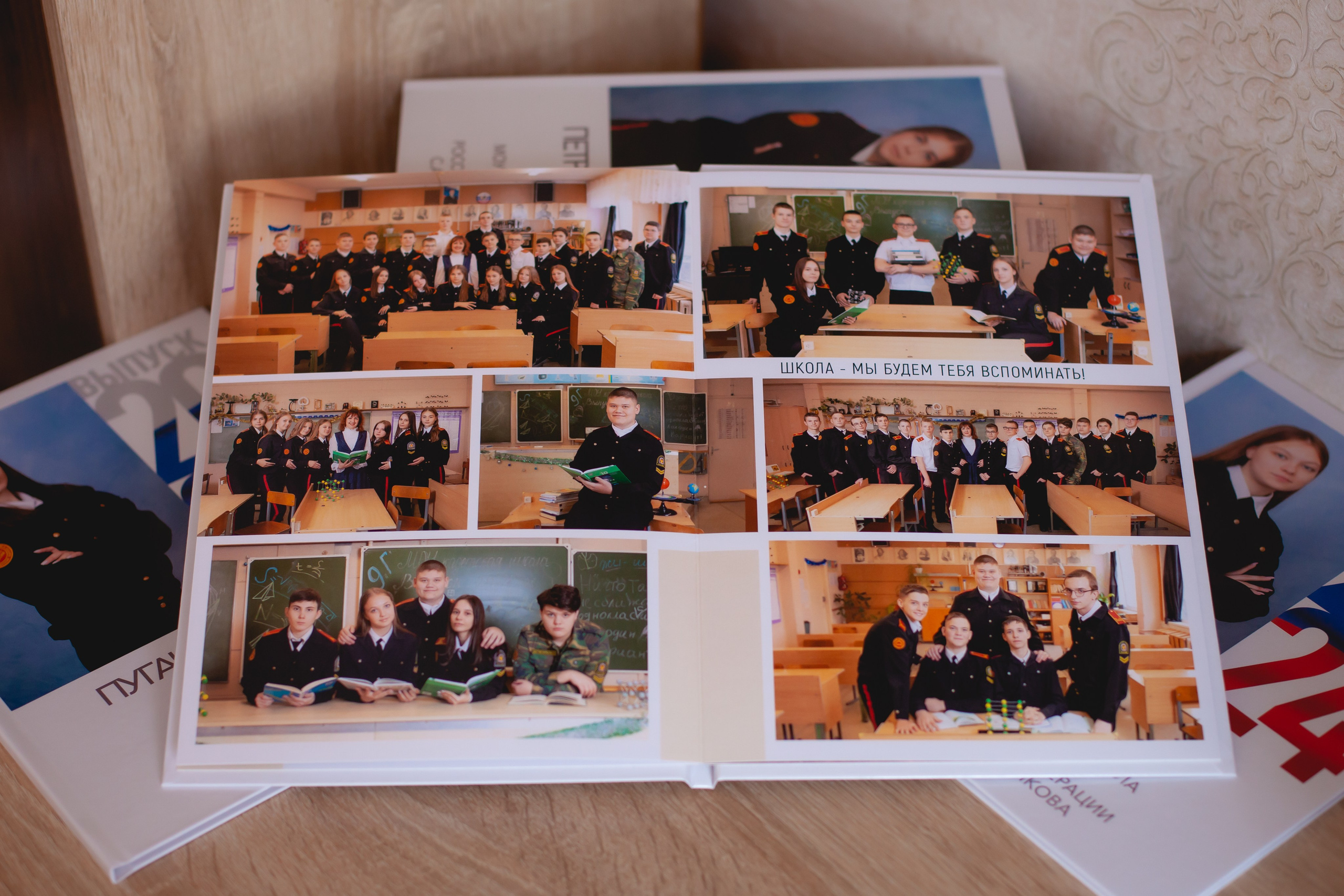 Свадебные фото книги и выпускные альбомы. Свадебный и семейный фотограф в Волжском Антон Тюрин