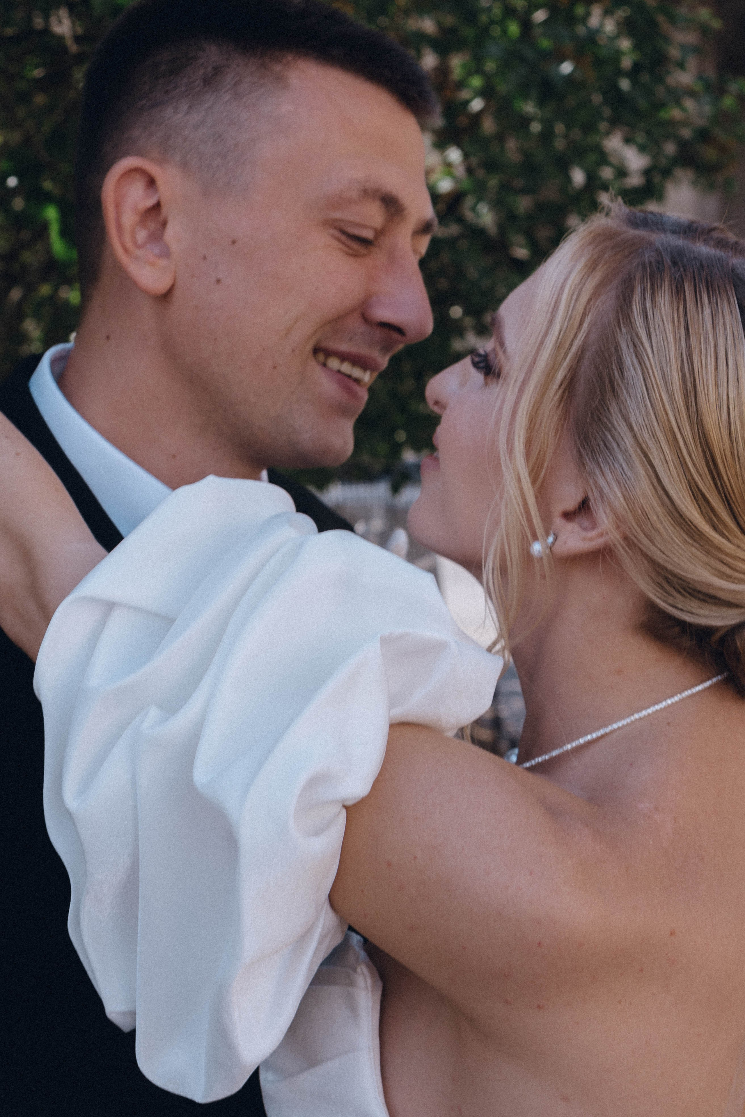 СВАДЕНБНАЯ СЬЕМКА НА КАТЕРЕ ПО КАНАЛАМ САНКТ-ПЕТЕРБУРГА И В АКВАТОРИИ НЕВЫ. Профессиональный фотограф, Санкт-Петербург — Виктория Богомолова