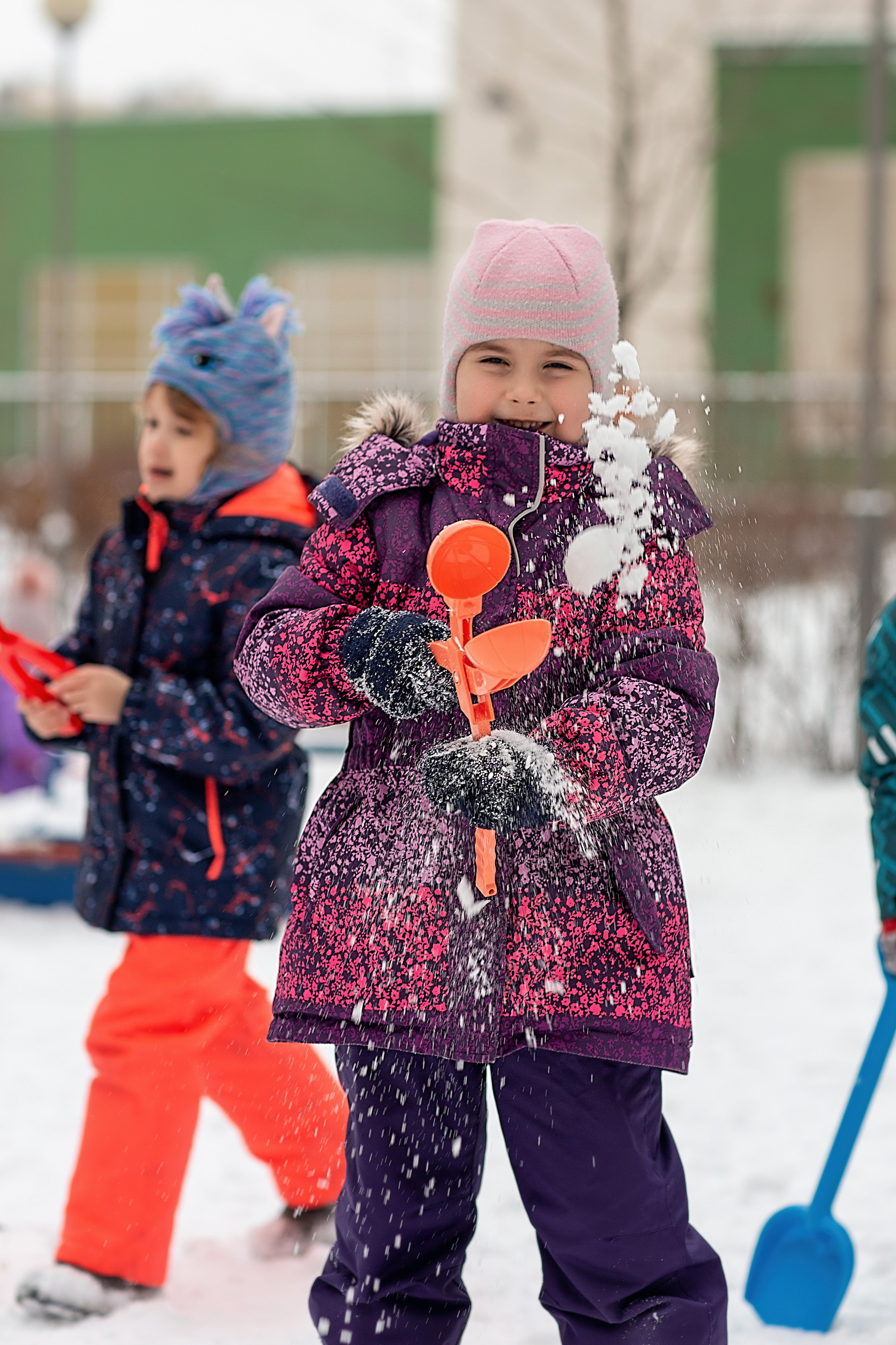 День в саду_Зима_2023 год. Семейный фотограф в Санкт-Петербурге