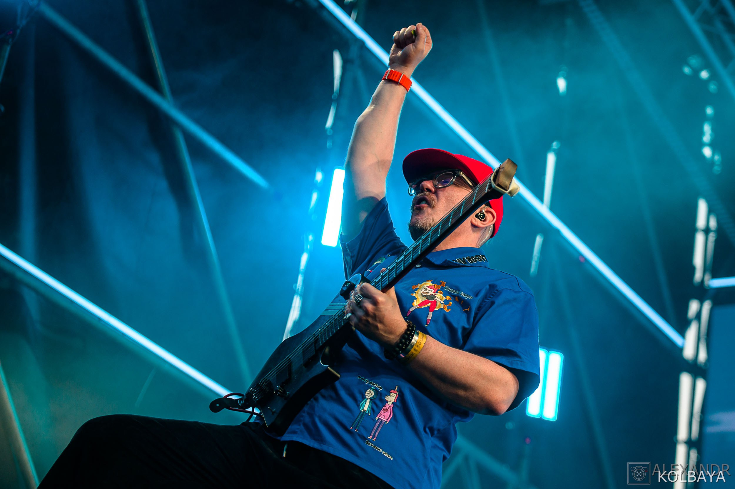 Фоторепортаж с концерта группы СЛОТ на Red Summer 2025. Концертный и театральный репортажный фотограф в Москве Александр Колбая